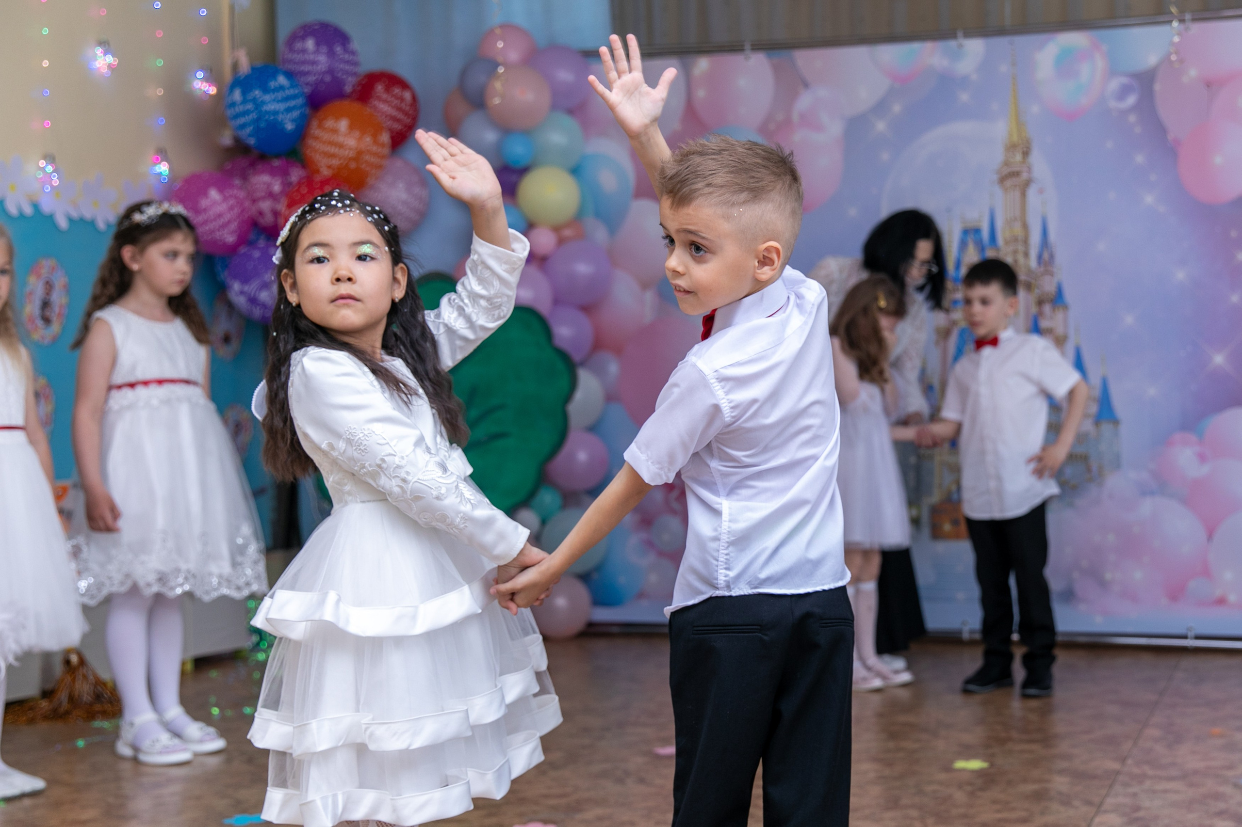 Выпускной Сказка 2025. Школьный и детский фотограф в Южно-Сахалинске Анастасия Лескова