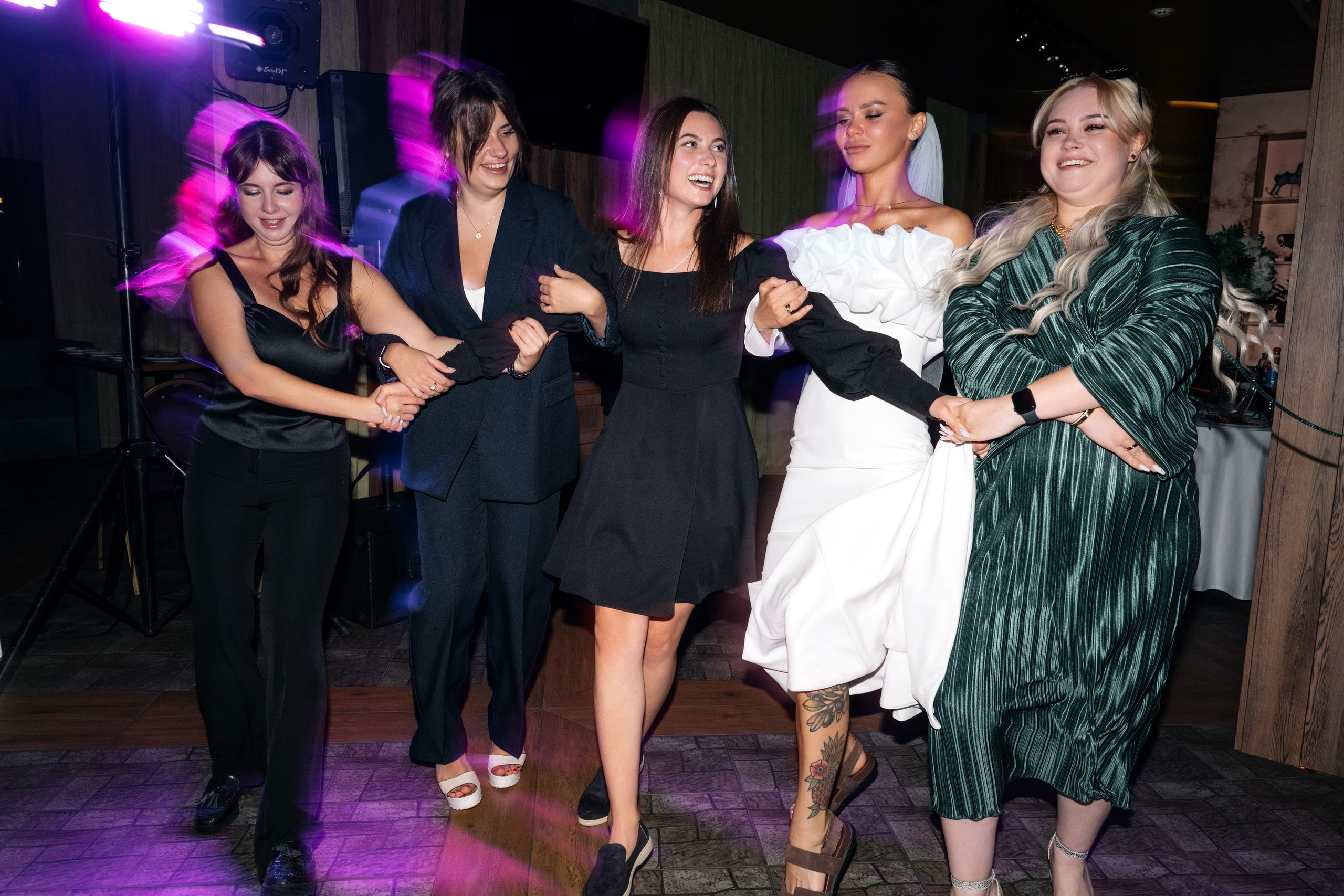 Свадьба в КСК Звёздный. Свадебный и семейный фотограф Виктория Носачёва. Щелково, Москва и МО