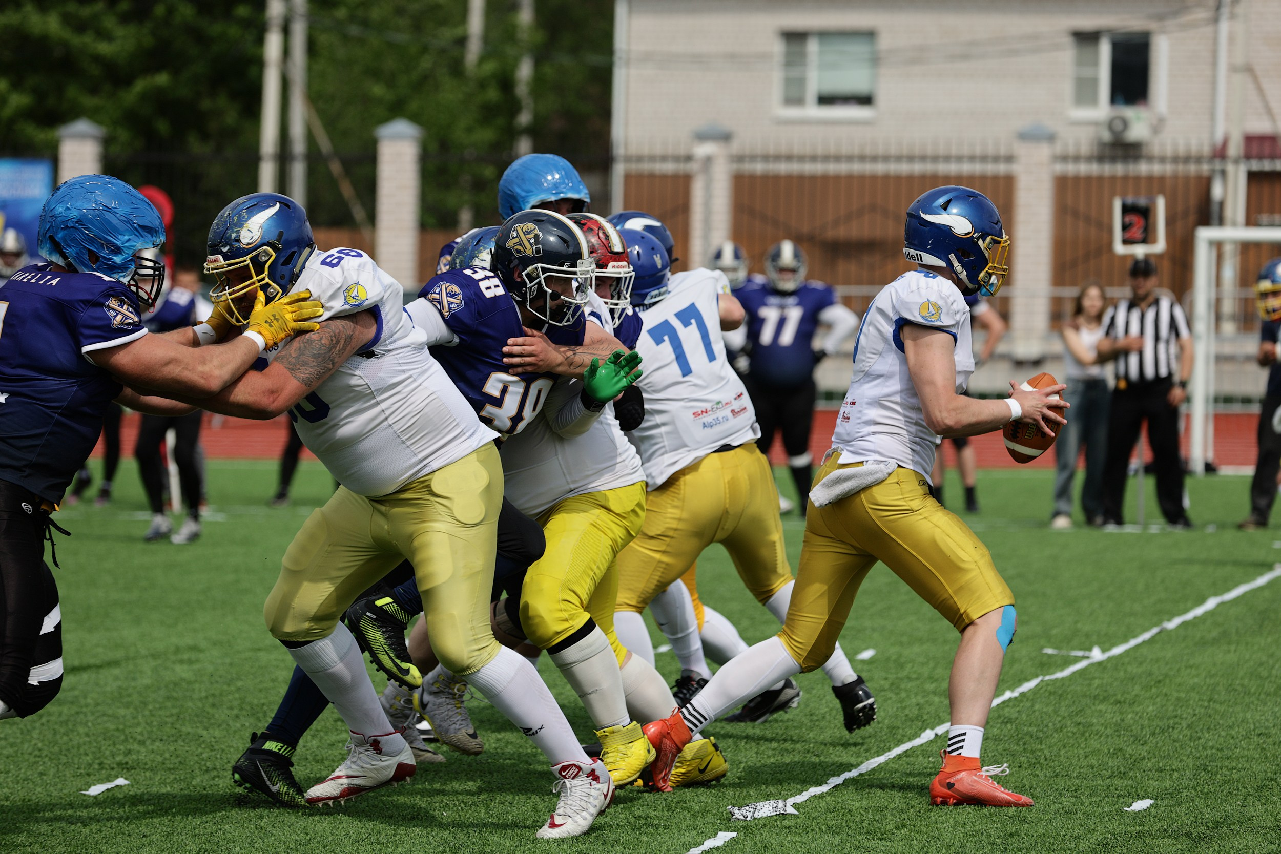 Американский футбол