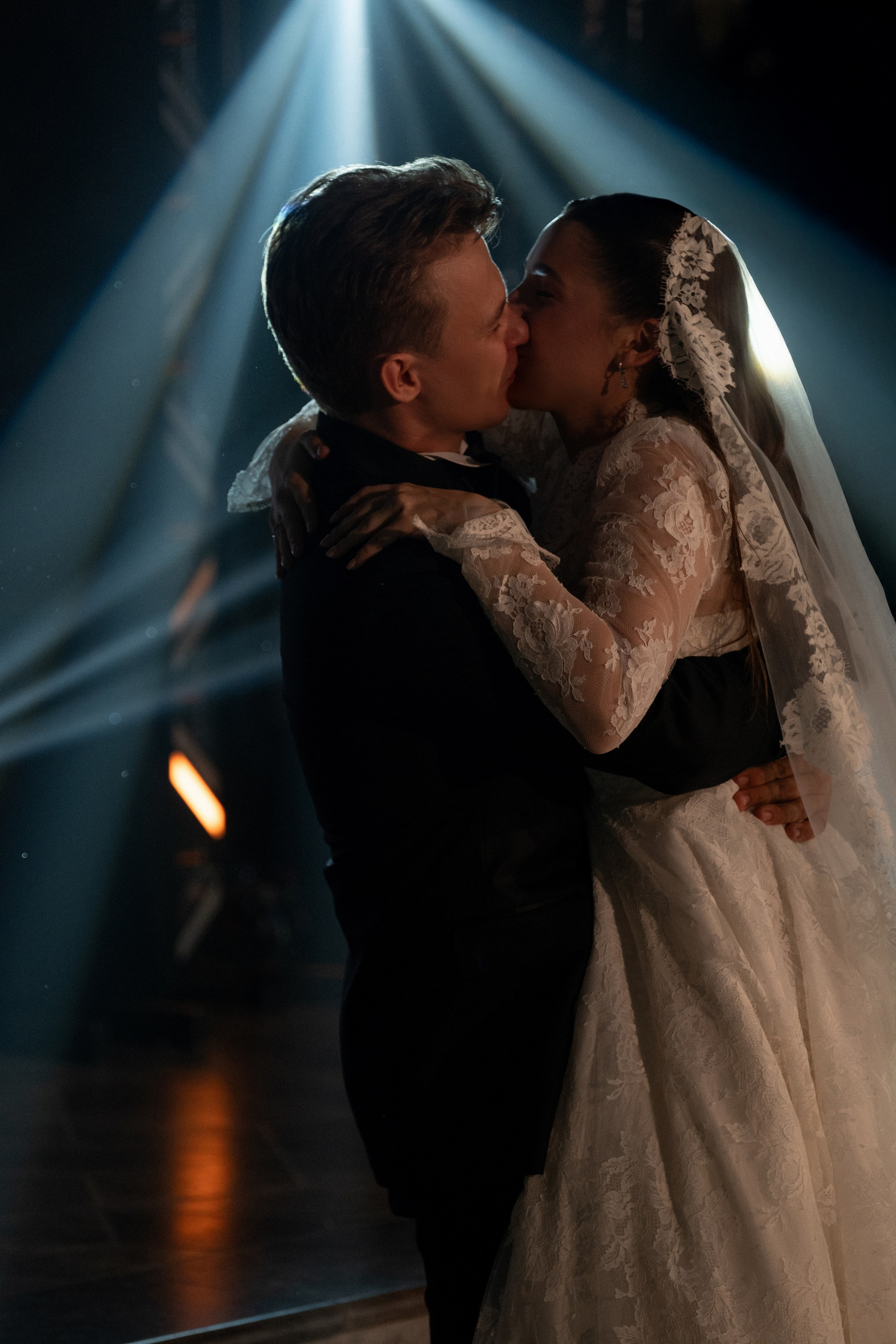 Счастливые часов не наблюдают. Свадебный и семейный фотограф в Санкт-Петербурге