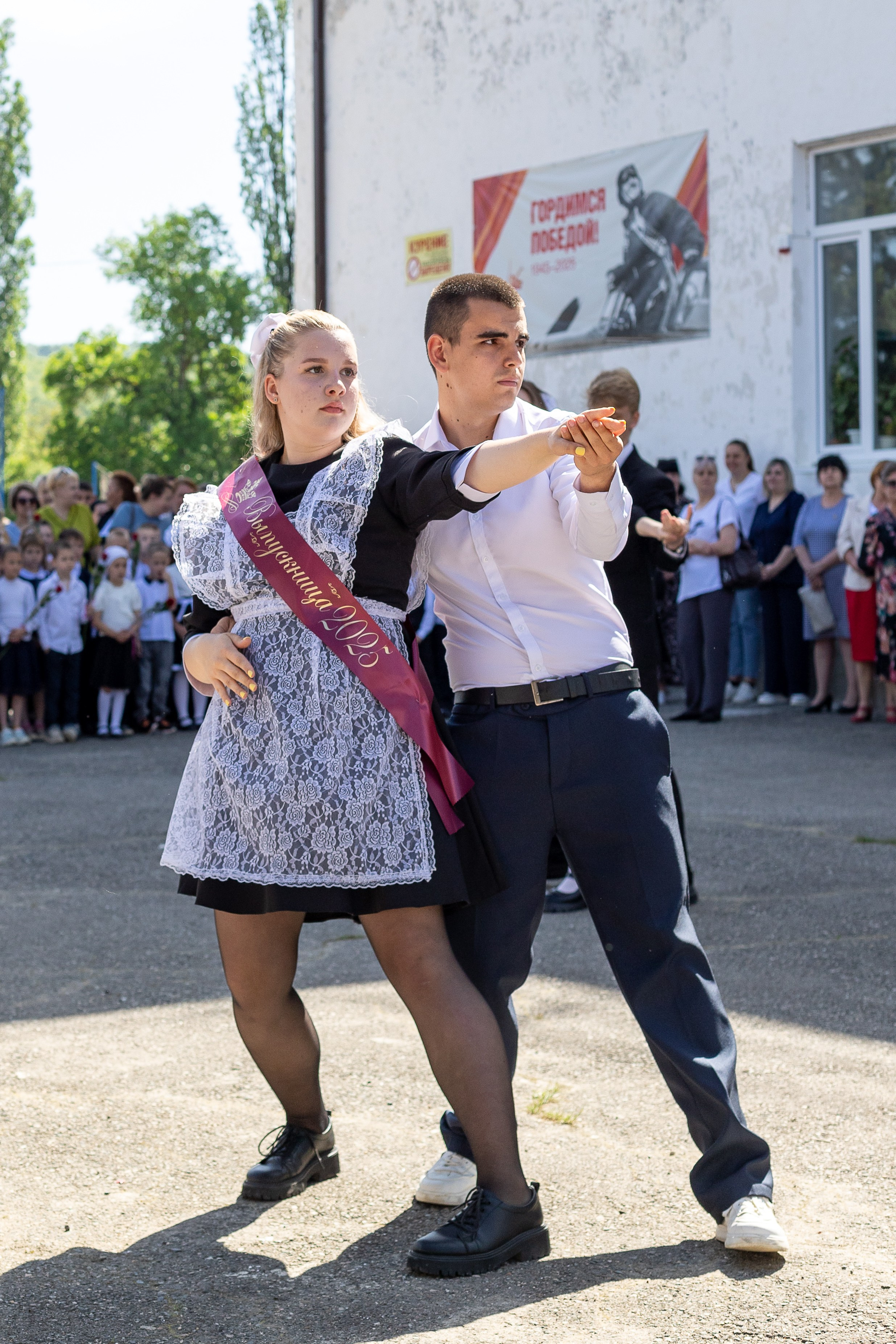Последний звонок. Выпускные альбомы Майкоп, Краснодар Елена Золотарева