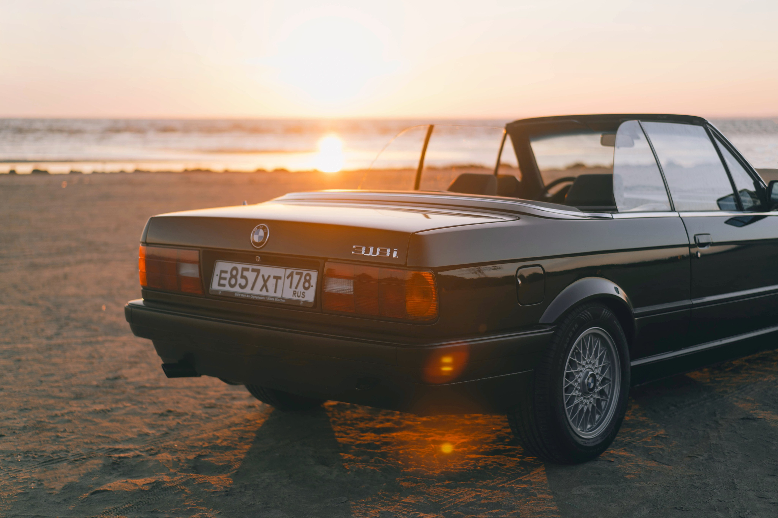 BMW 318i Cabriolet. Автомобильный фотограф Антон Цырулев