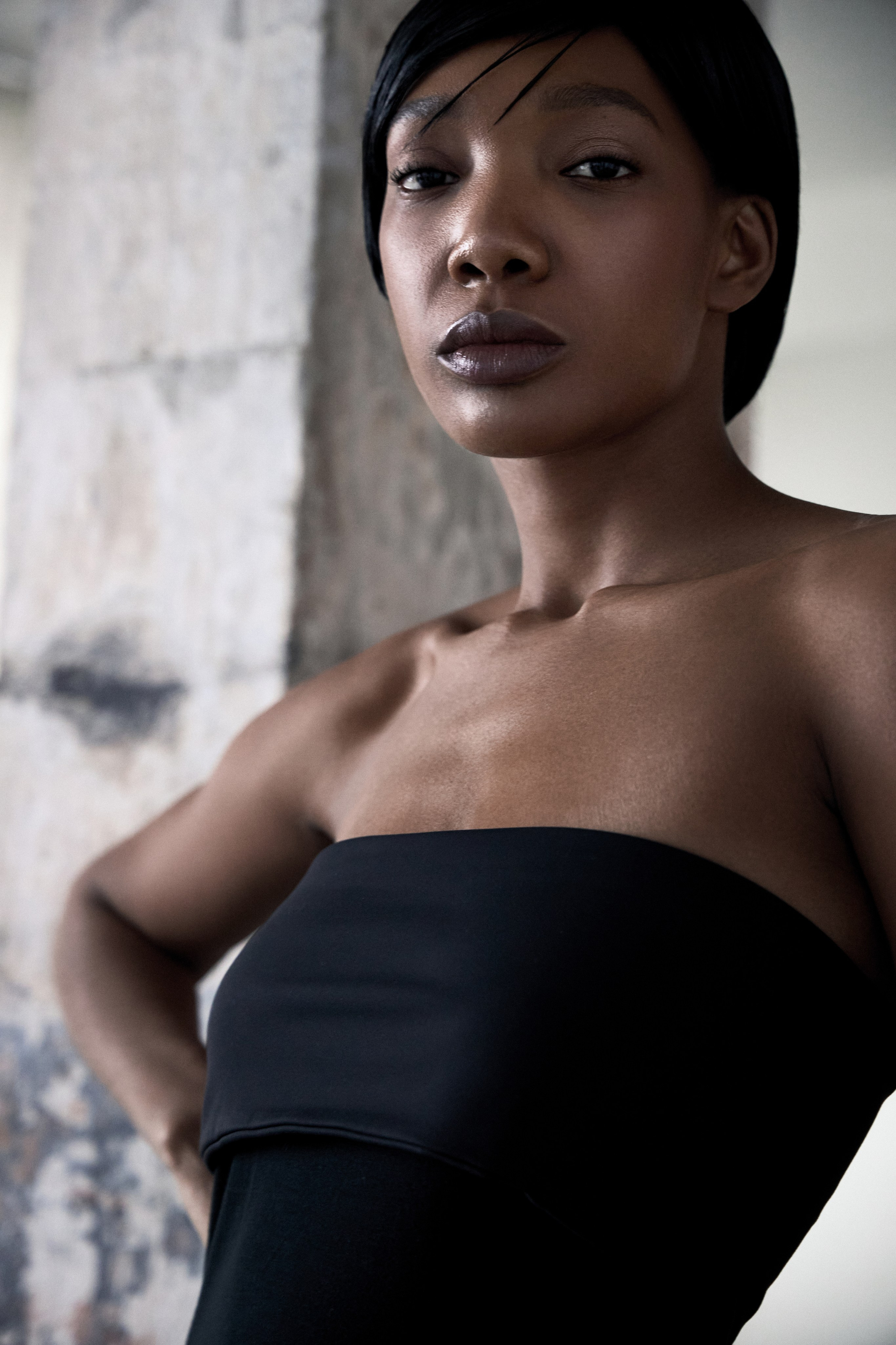 OUTLINES. Главная