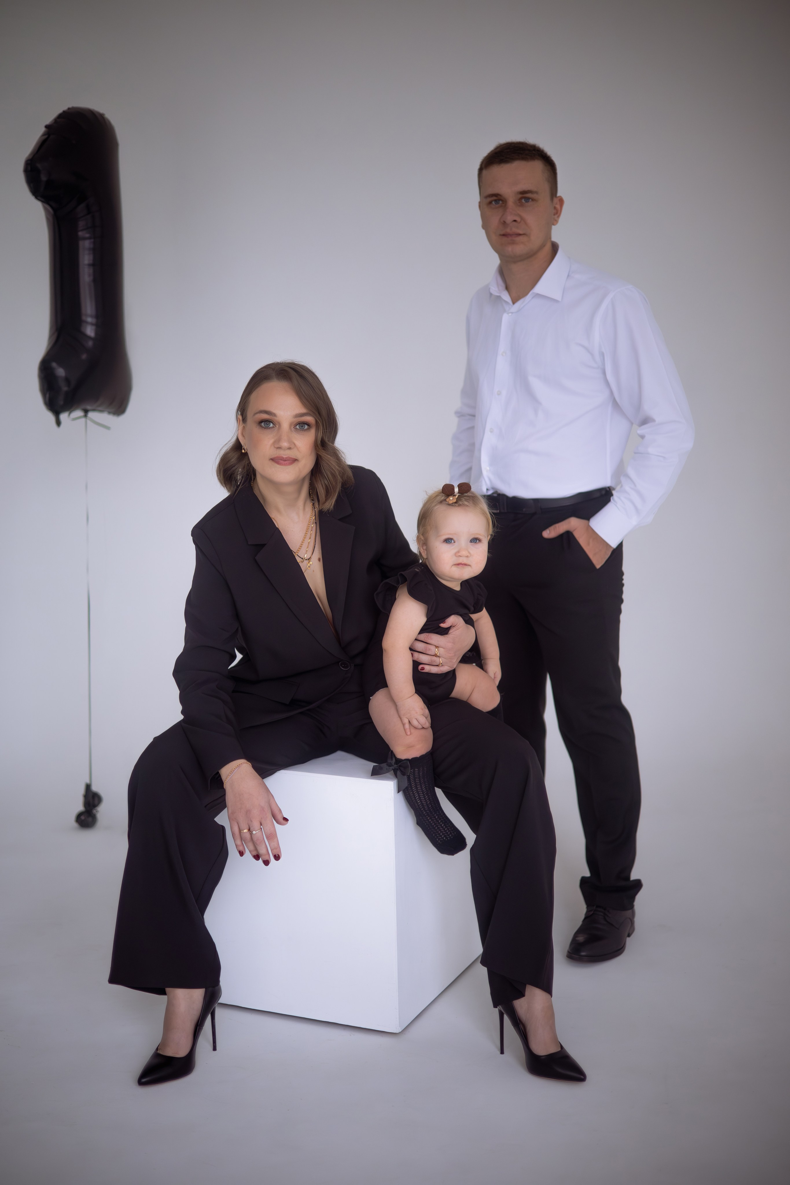 Студийный для Ивана, Анны и Арины. Детский и семейный фотограф Евгения Вахнеева Москва Зеленоград