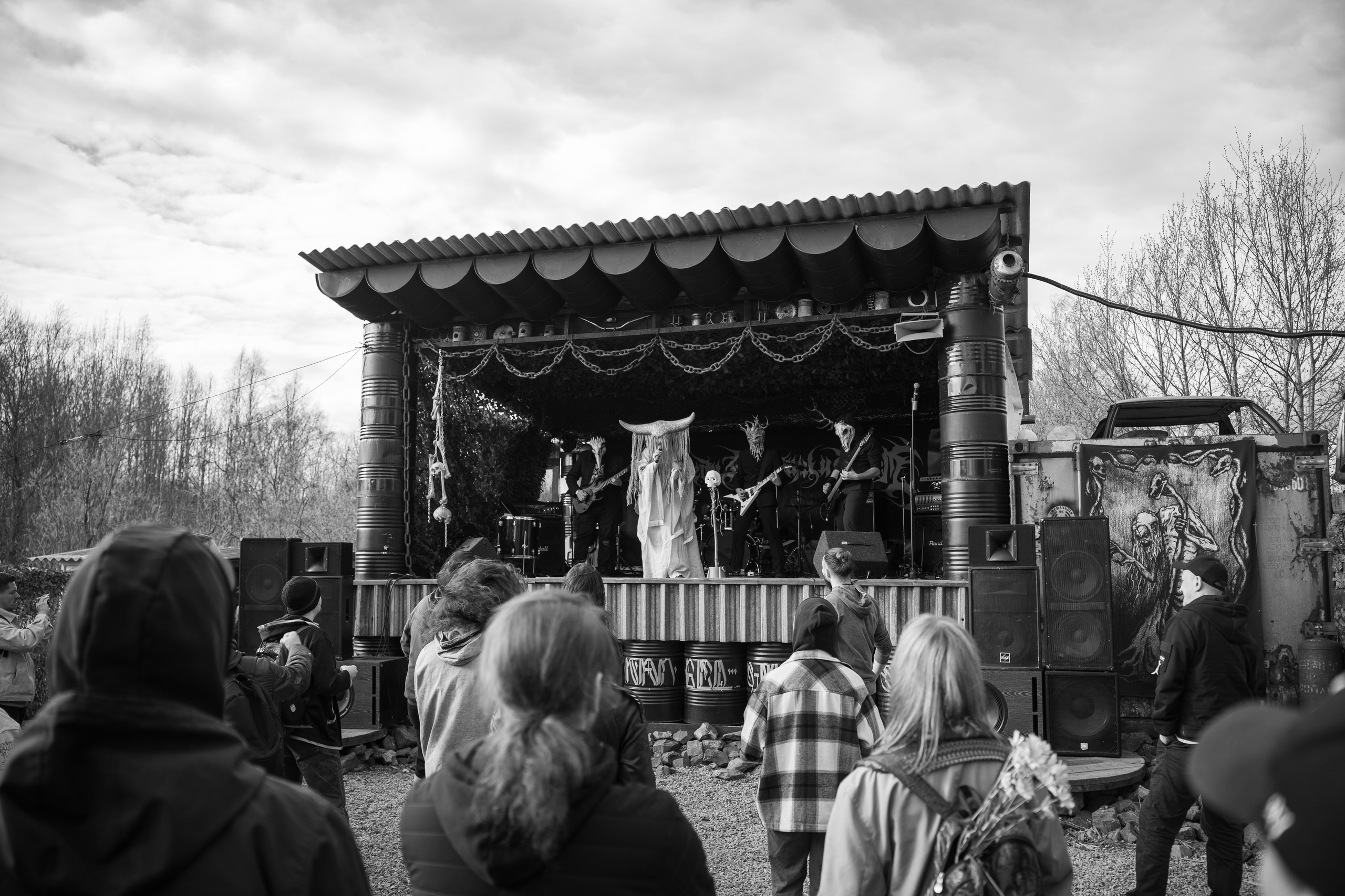 Фестиваль «ПОСРЕДИ КЛАДБИЩ И БОЛОТ»|Архангельск. Концертный и репортажный фотограф в Санкт-Петербурге Слава Пахомов