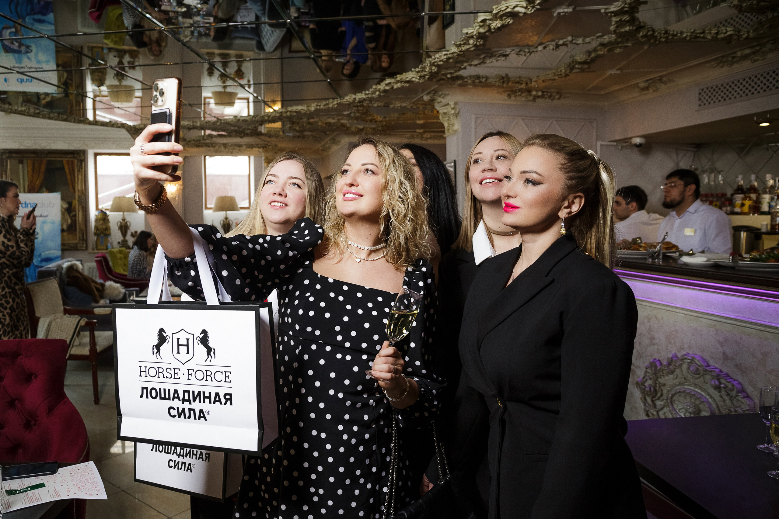 Большой Женский Нетворкинг. Репортажный Фотограф Александр Назаров. Москва и М.О