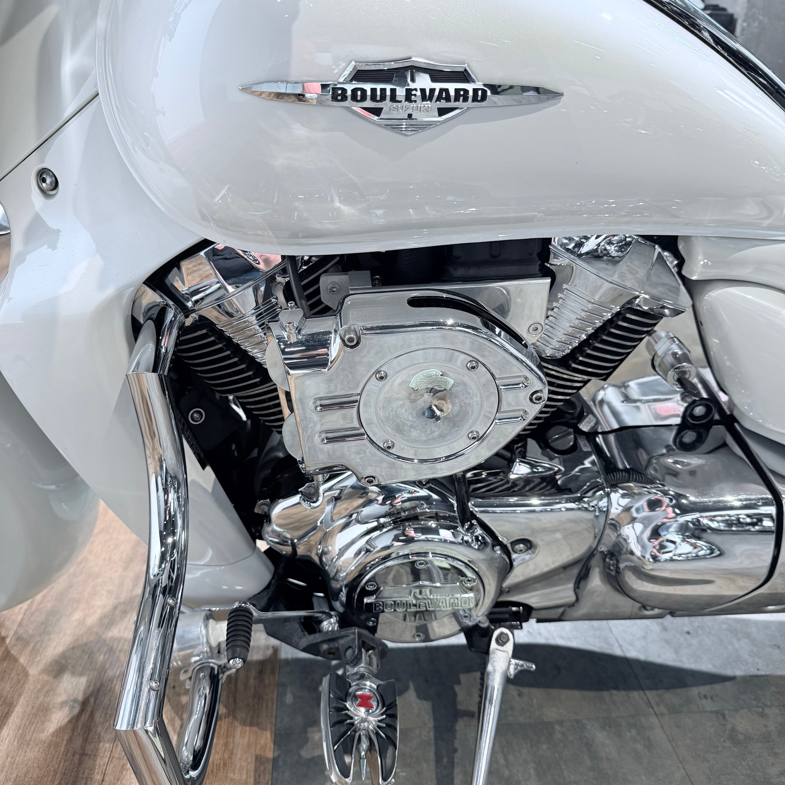 2007 SUZUКI М109R Whitе Hunter. Hello Davidson, Москва. Только хорошие мотоциклы…