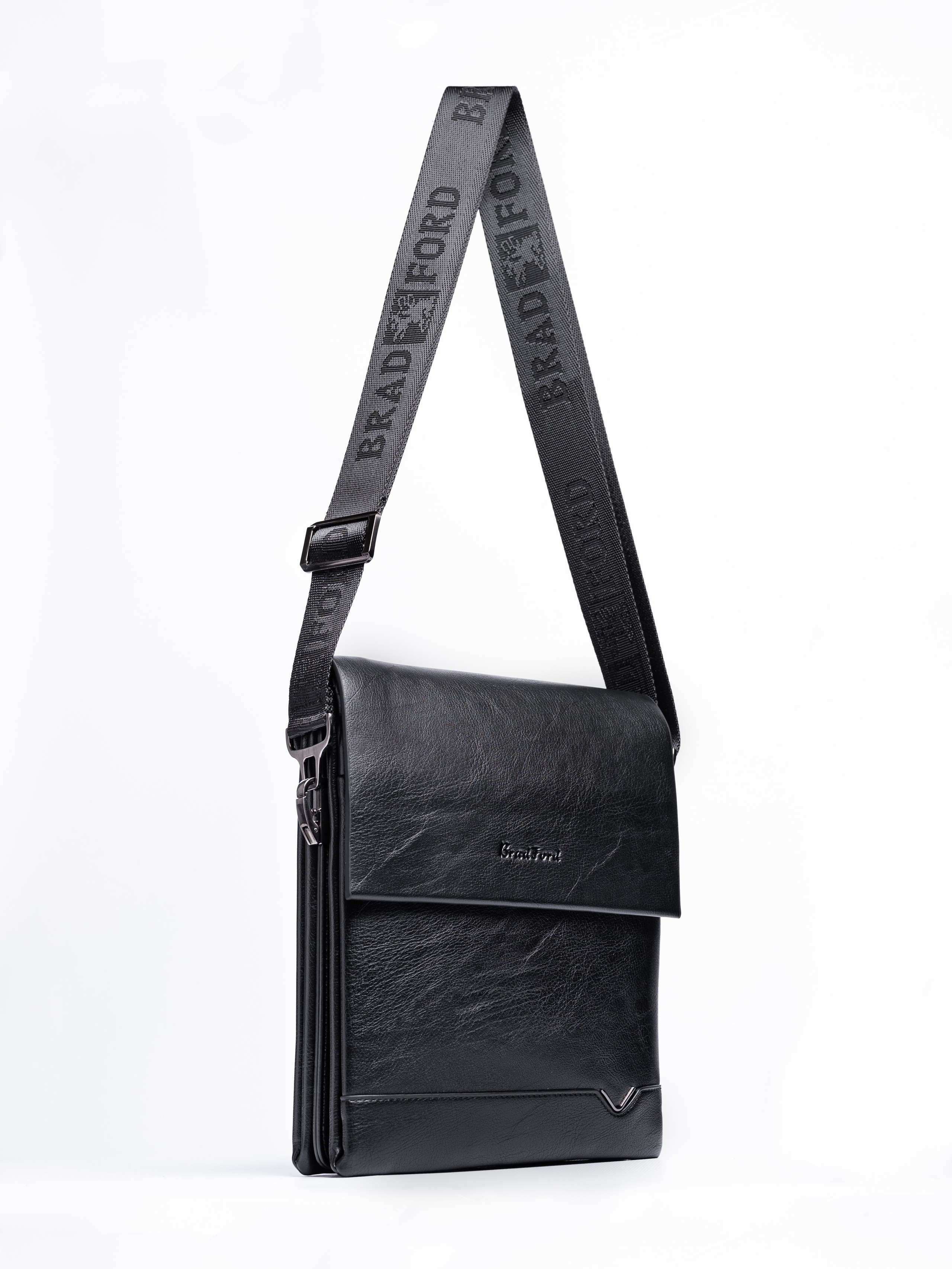 Сумки мужские. Предметный фотограф, фото для маркетплейсов Пятигорск, КМВ