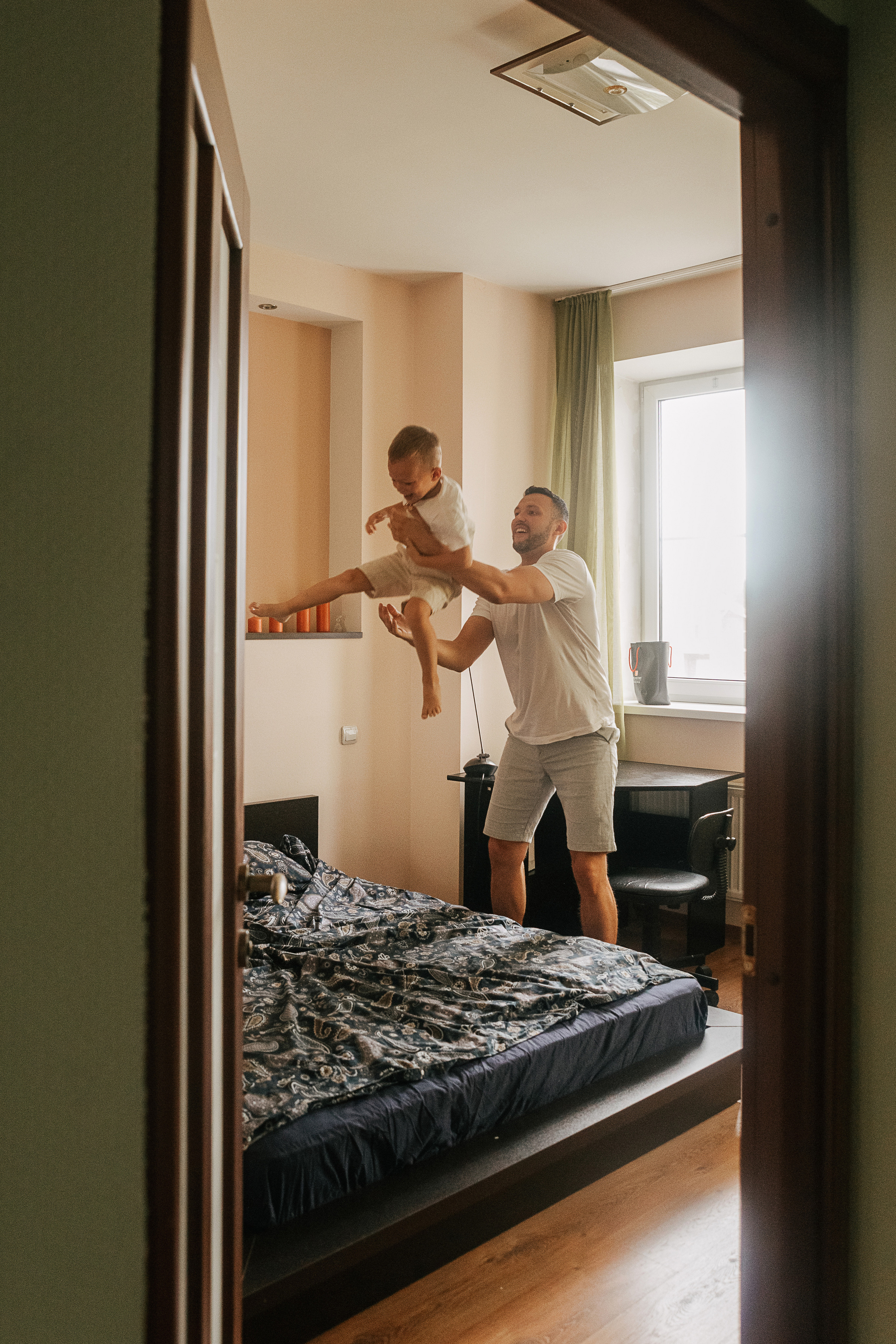 Женя, Кристина, Артем и Милана. Семейный фотограф • Домашние съемки в Нижнем Новгороде