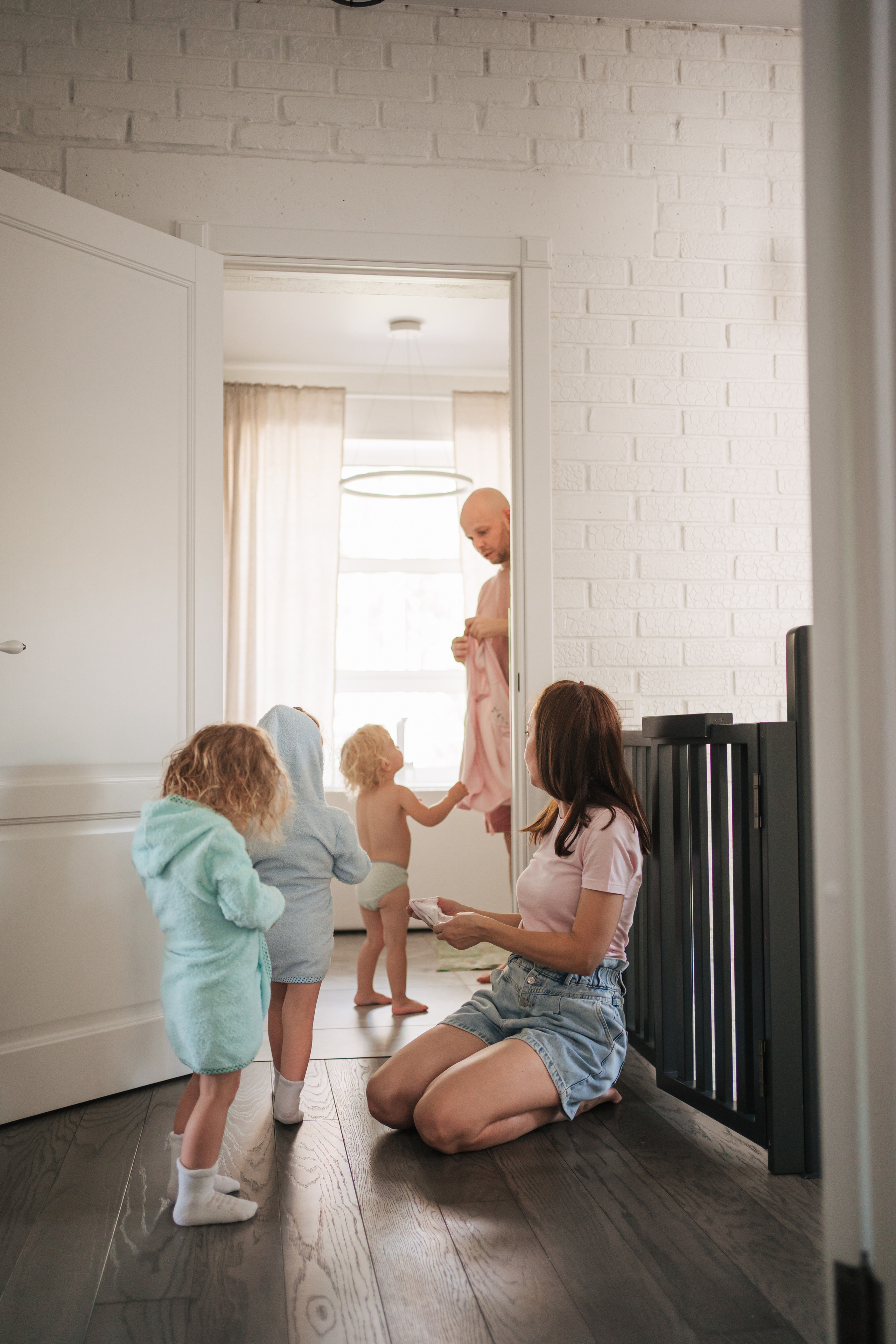 Тройняшки София, Марта, Катюша и их родители. Семейный фотограф Новосибирск. Семейный фотограф, фотосессия беременности в Новосибирске Кристина Киб