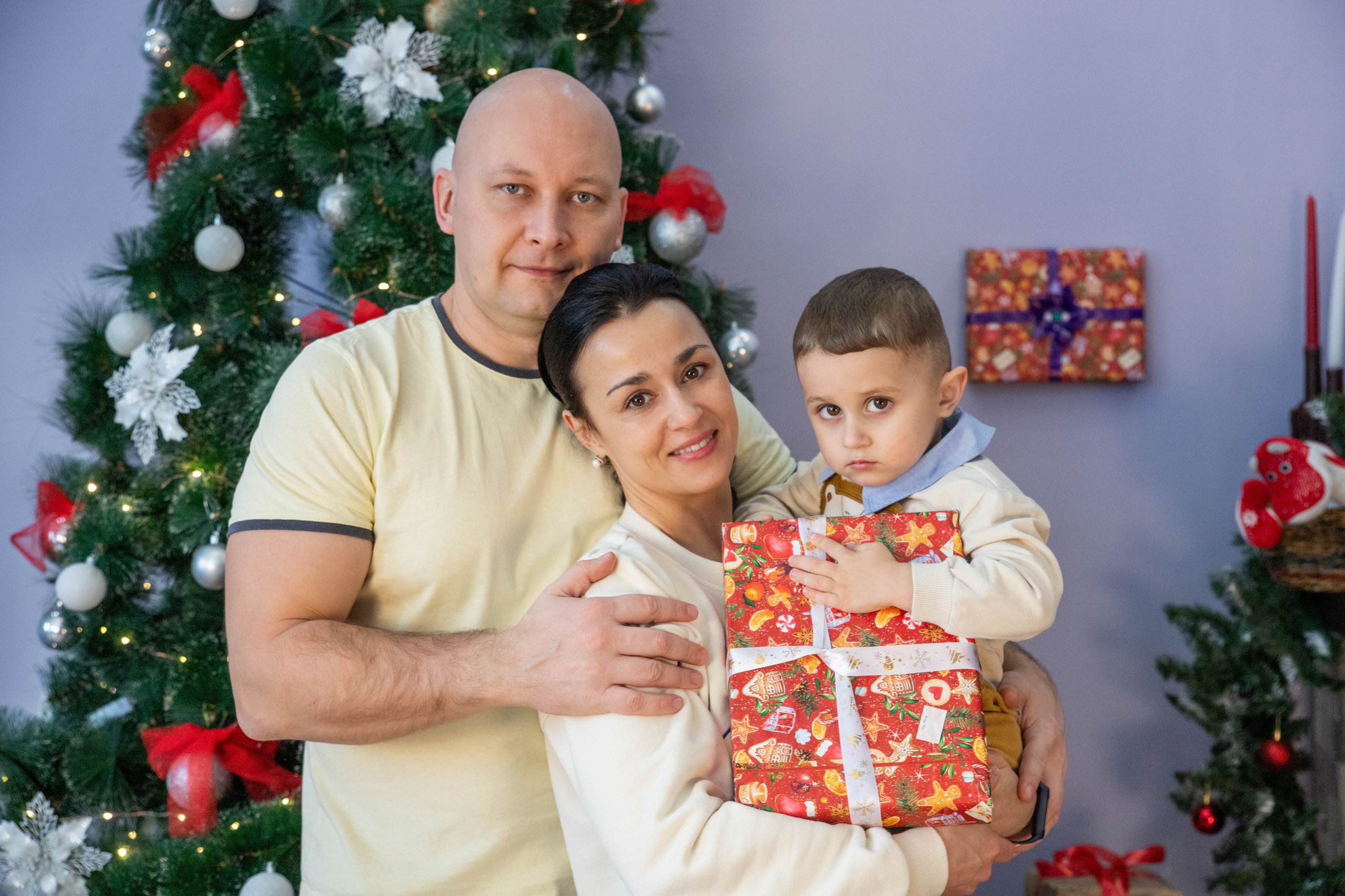 Новогодняя. Дёма и родители. Фотограф Лапочкина Татьяна