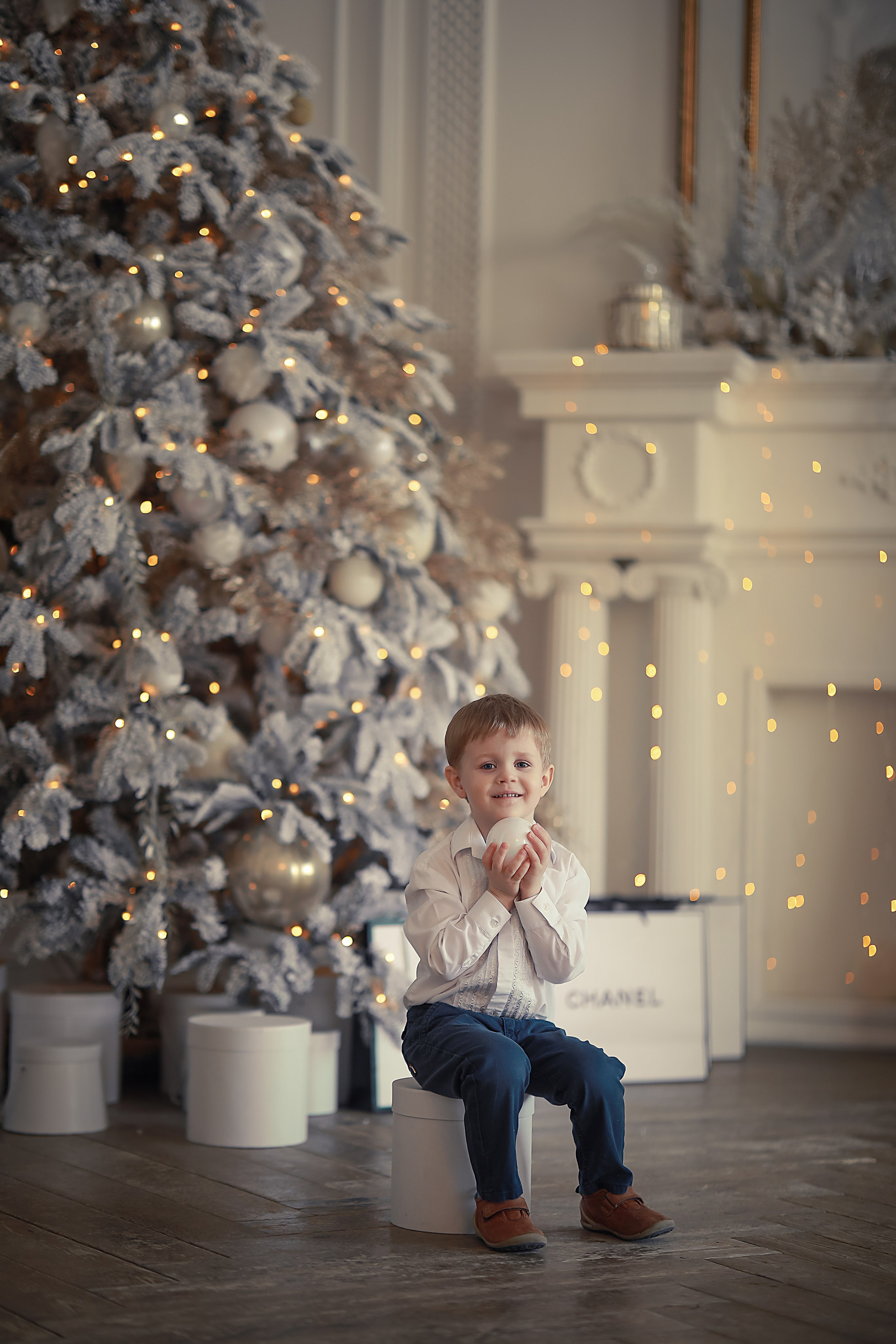 Новый год зал Angels. Фотограф Юлия Рязанова Москва семейный и детский