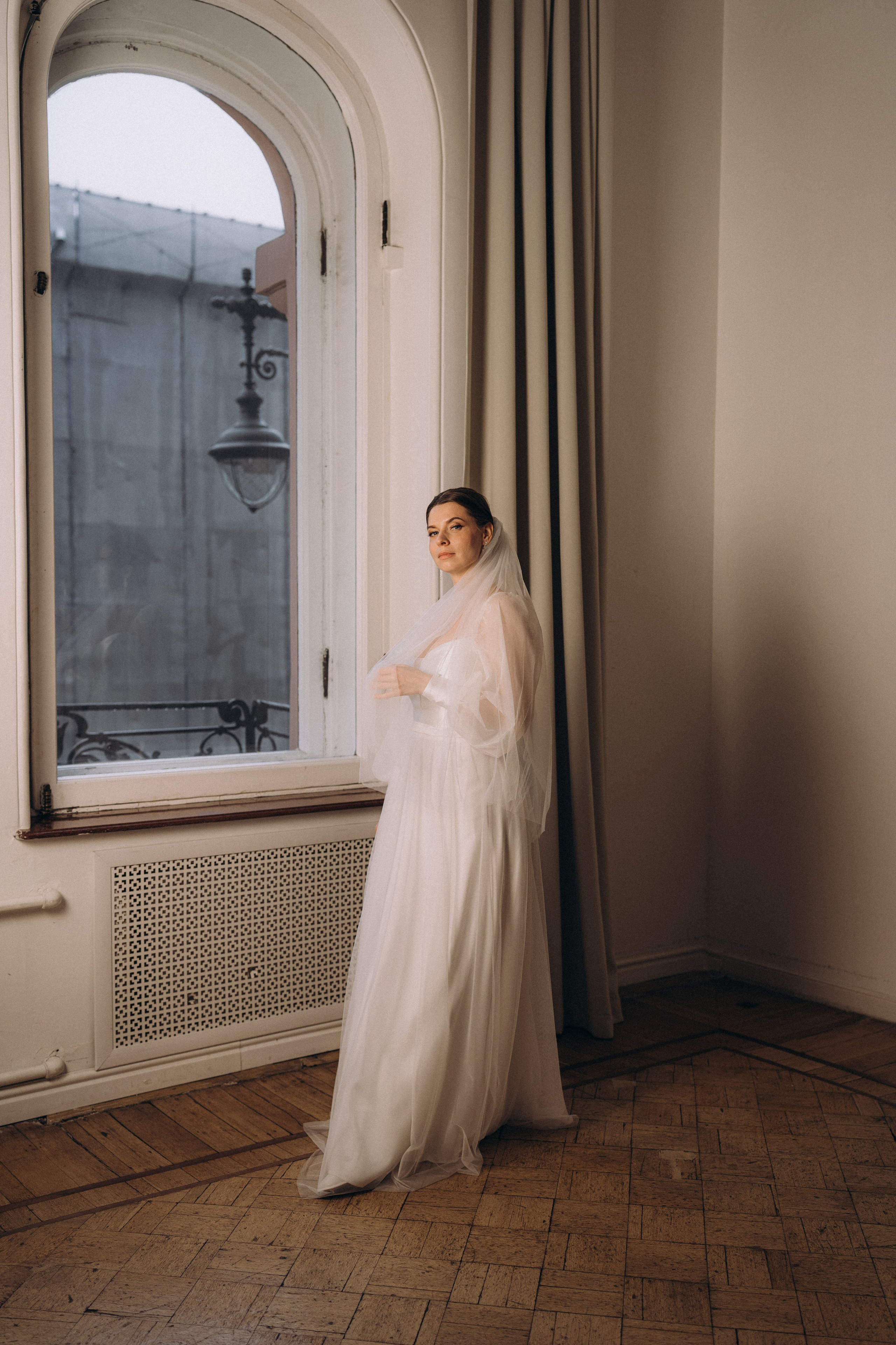 СВАДЕБНАЯ СЬЕМКА ВО ВТОРОМ ДВОРЦЕ (ДЕКАБРЬ) ТАКЖЕ СЬЕМКА В СТУДИИ НА ЧЕРНЫШЕВСКОЙ. Профессиональный фотограф, Санкт-Петербург — Виктория Богомолова