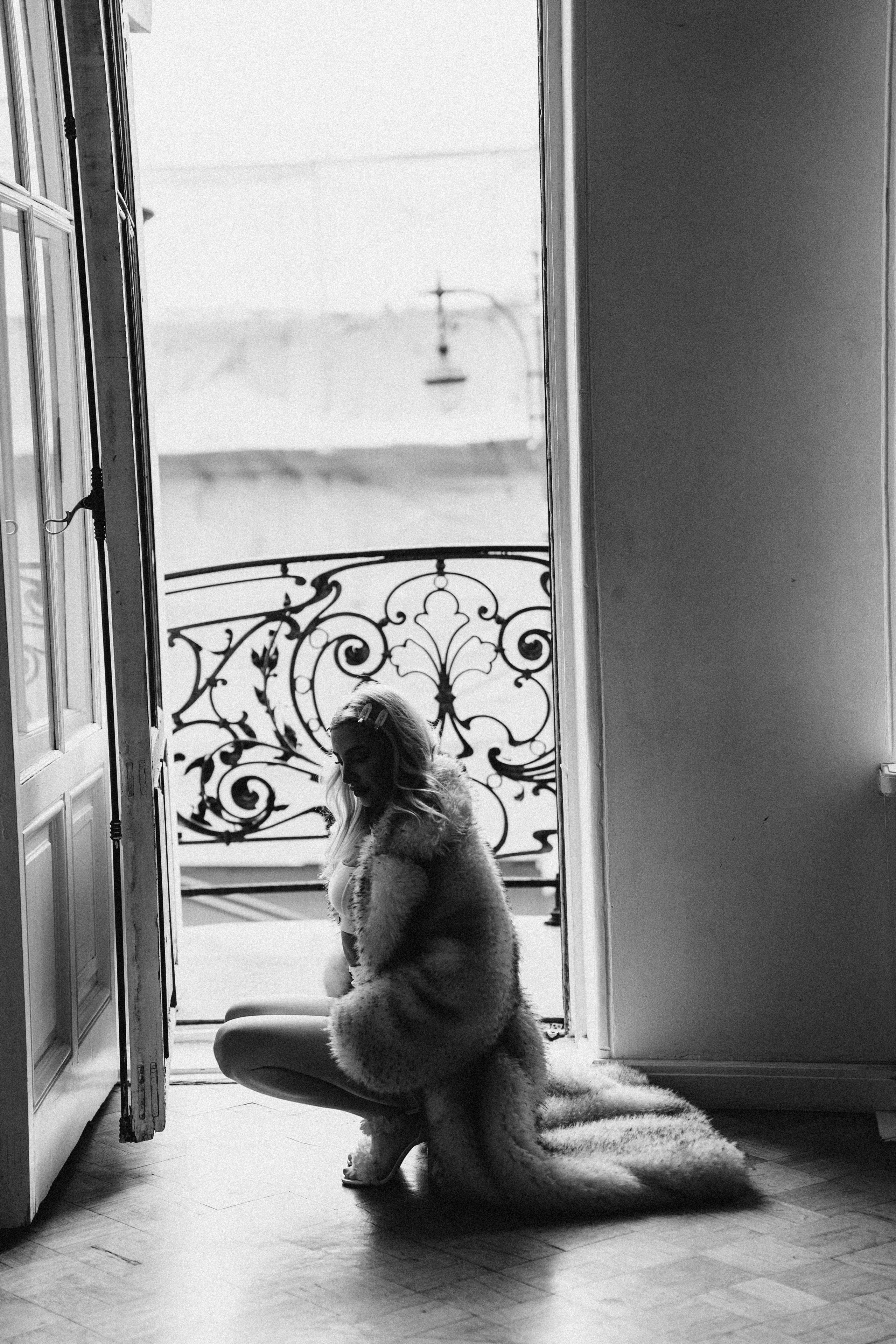 МИНИМАЛИЗМ В СТУДИИ НА ЧЕРНЫШЕВСКОЙ В СТУДИИ С БАЛКОНОМ. Профессиональный фотограф, Санкт-Петербург — Виктория Богомолова