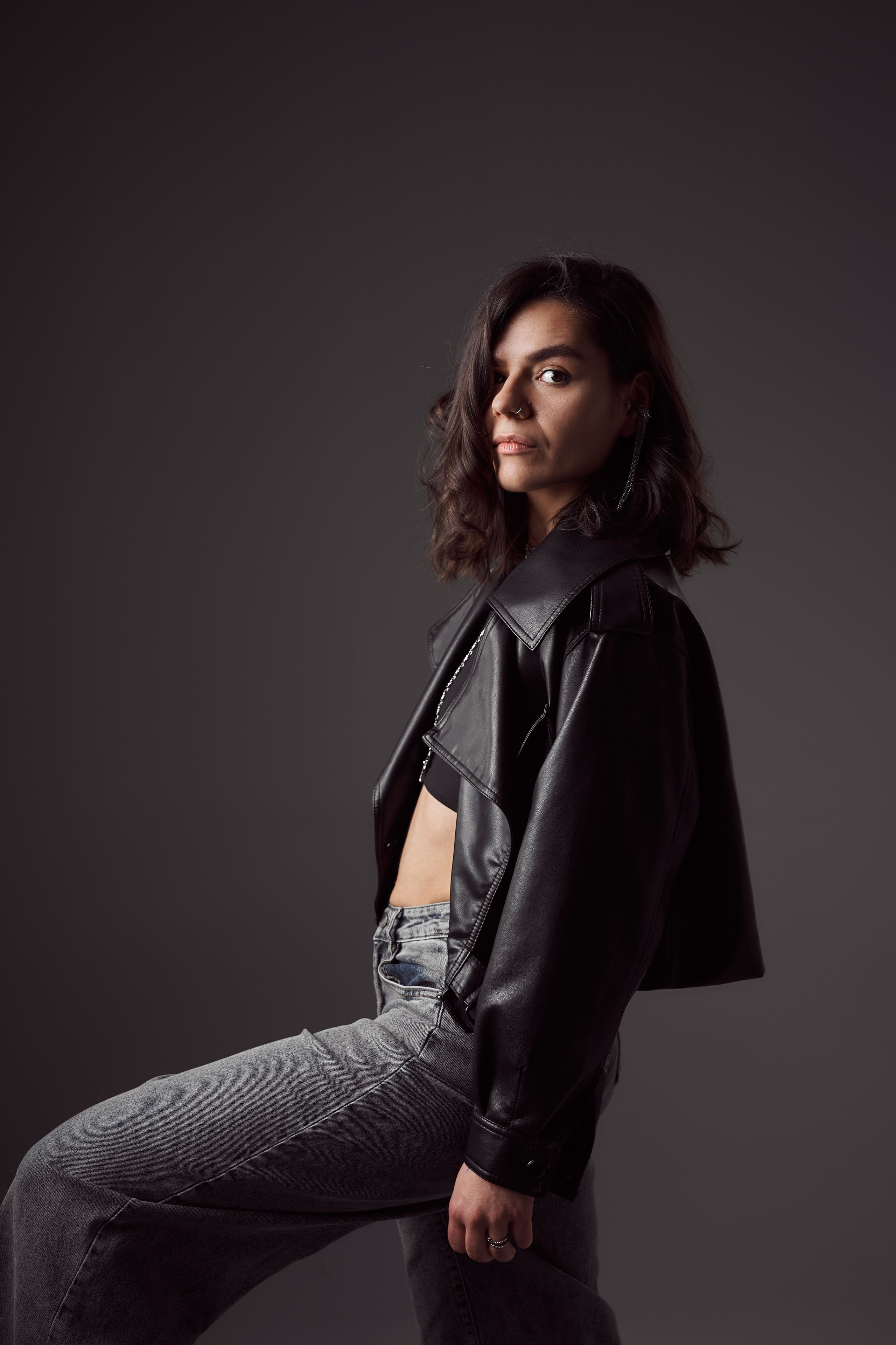 Фотосессия в студии по отличной цене. Студийный фотограф Евгений Опарин