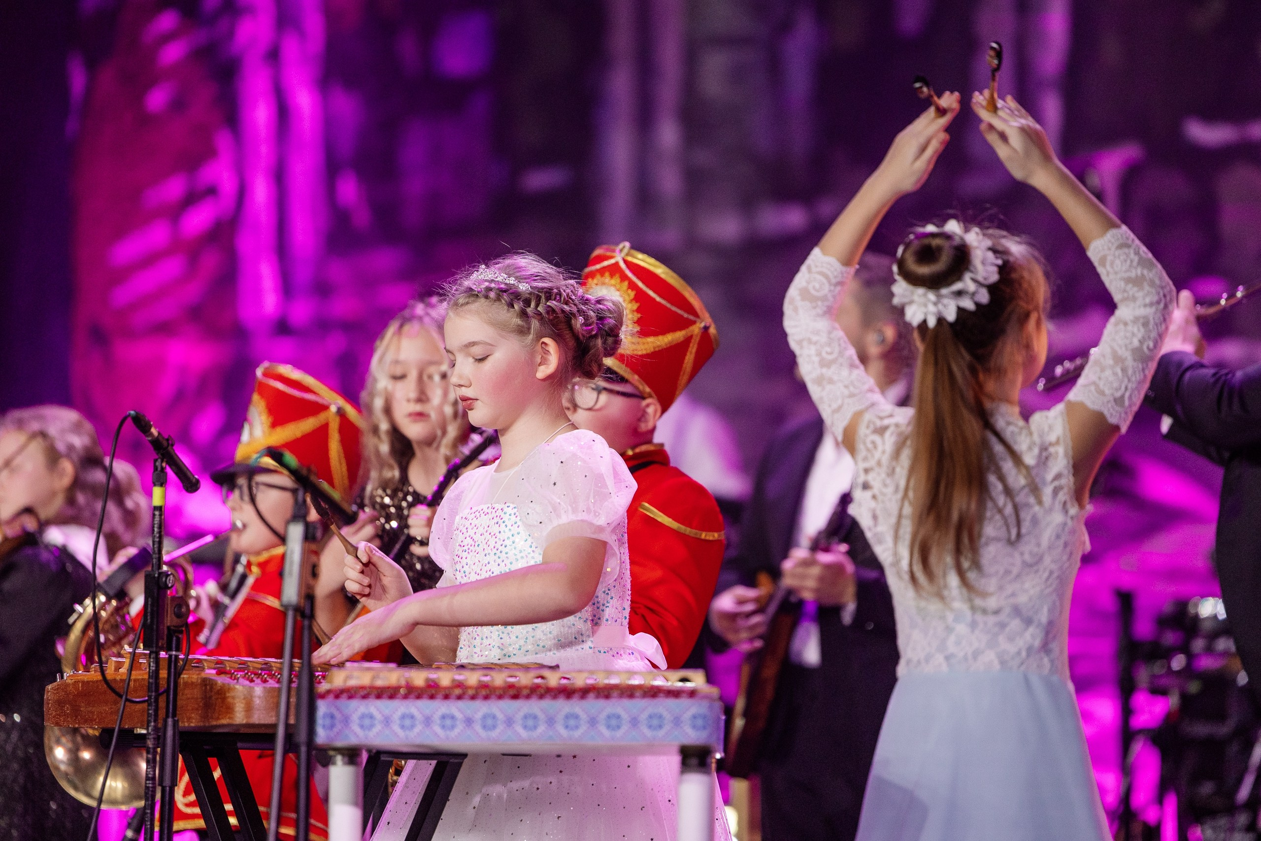 Гала-концерт Фестиваля «МИР» 2025. Александр Ченченко ака Саша Че. Свадебный и репортажный фотограф. Москва