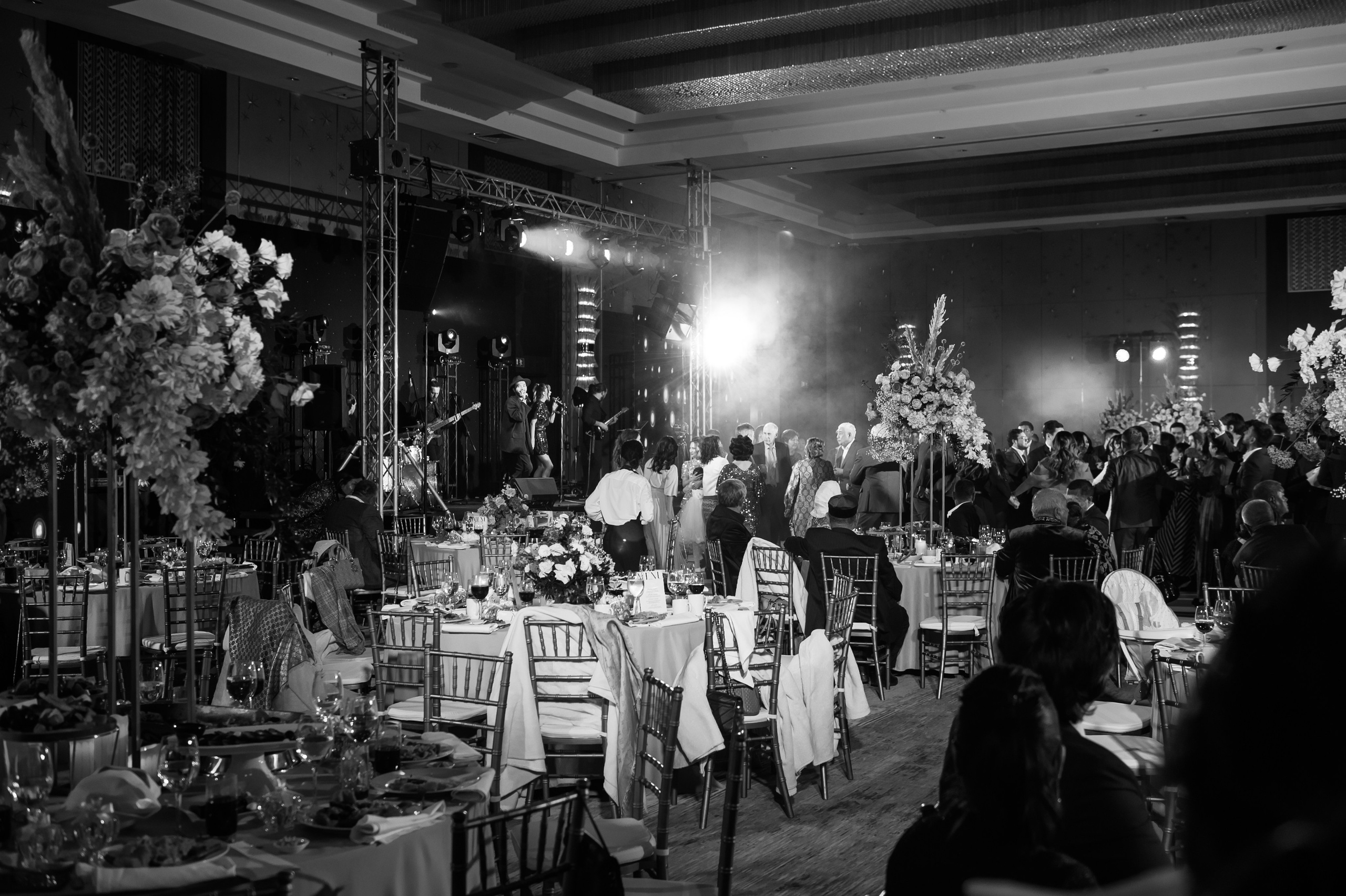 ФОТОГАЛЕРЕЯ. Ведущий мероприятии в Астане Акылбеков Алмас