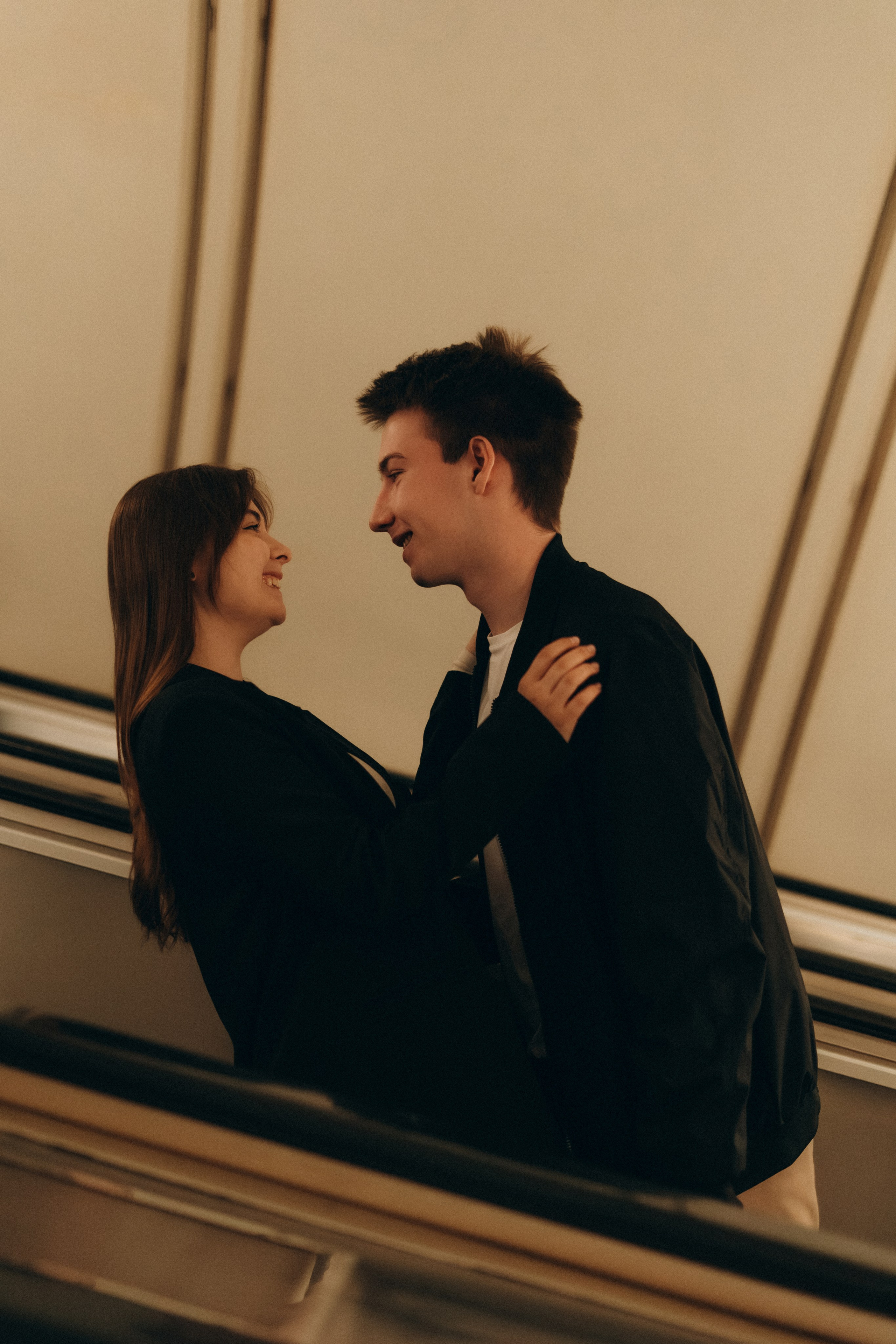 Юля и Даня | Прогулка по улицам Москвы. Фотограф Москва Виктория-Антуанетта