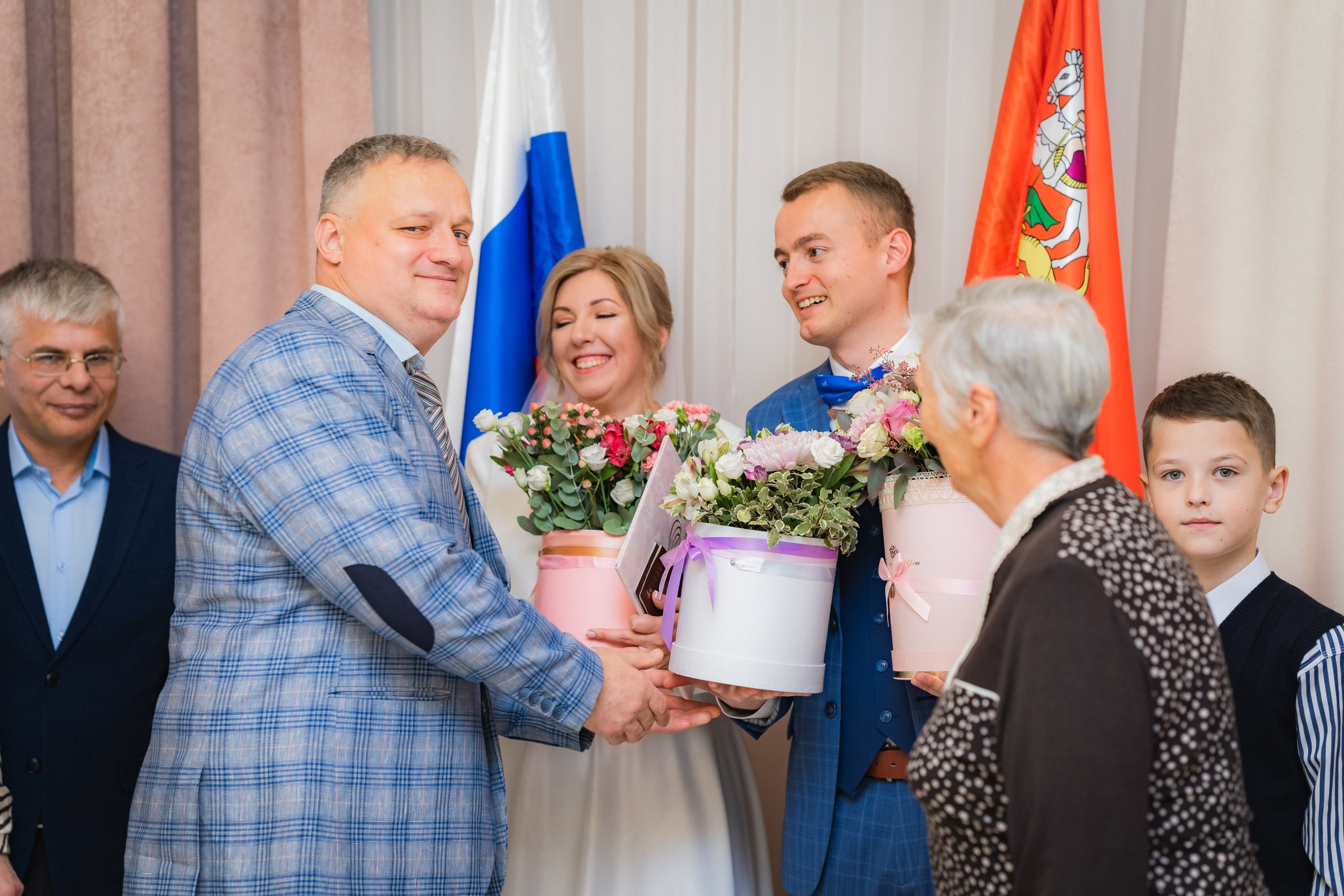 Большой свадебный день с венчанием