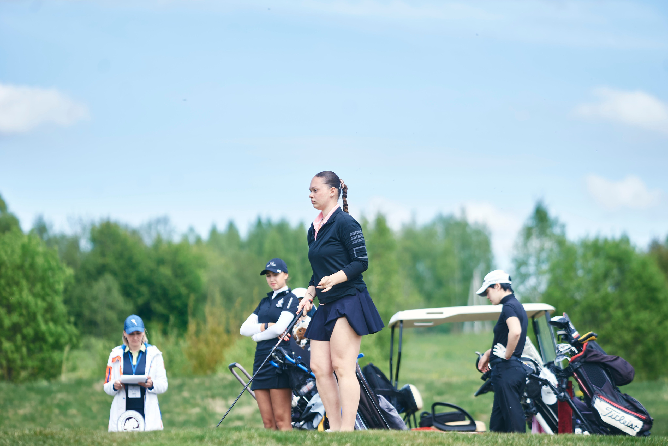 Forest Hills Junior. Академия гольфа NSU в Москве. Тренировки по гольфу для детей и взрослых, тренировки для новичков