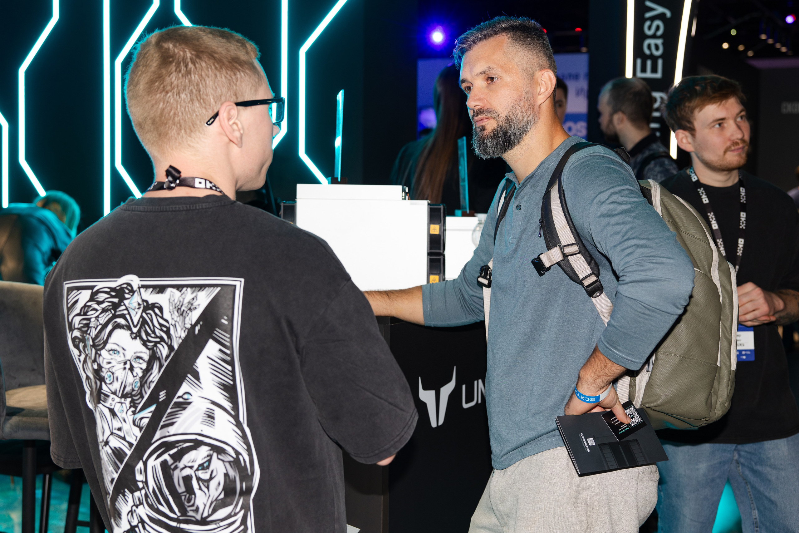 Crypto Summit (1). Свадебный репортажный фотограф в Москве