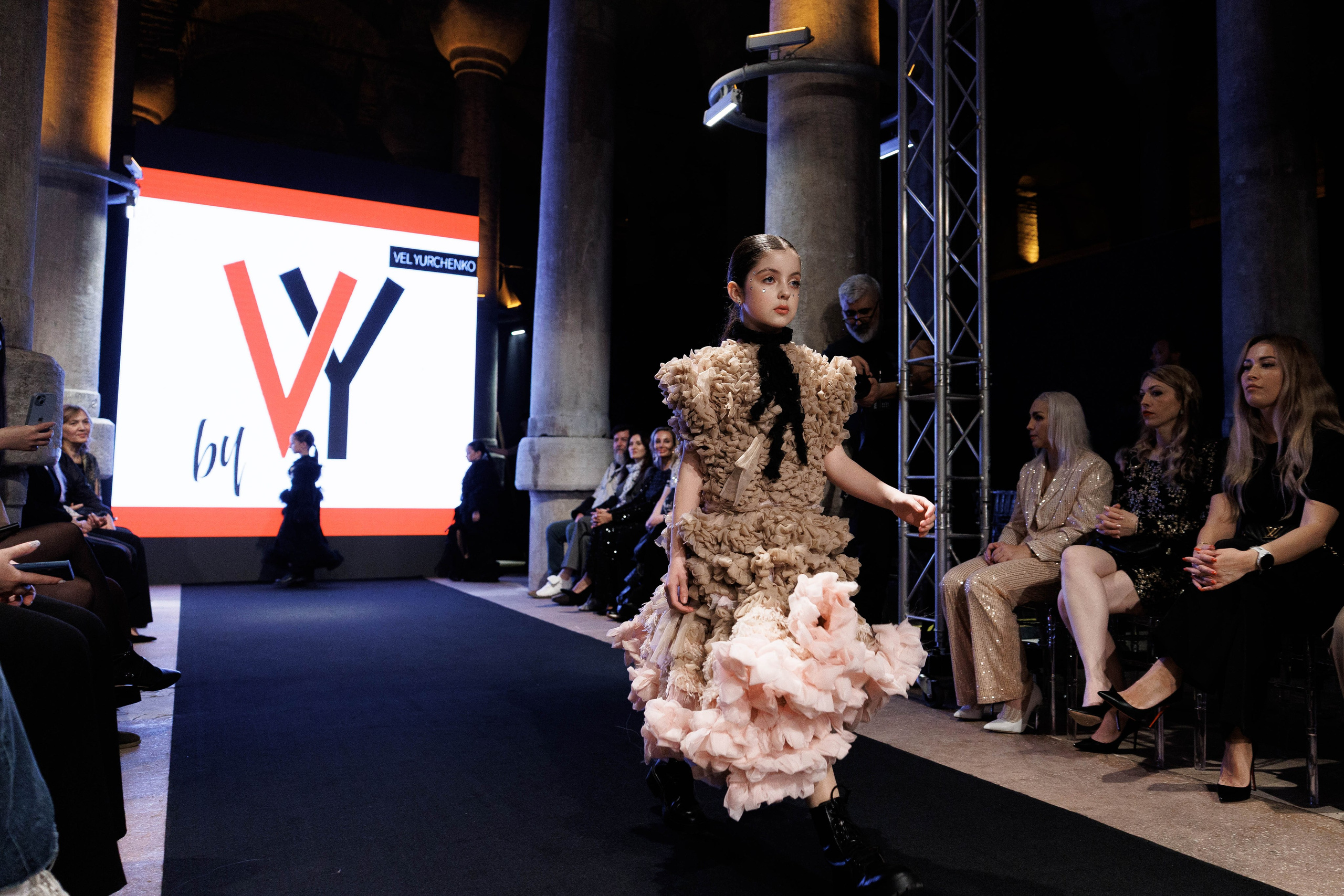 IFB-показ. About