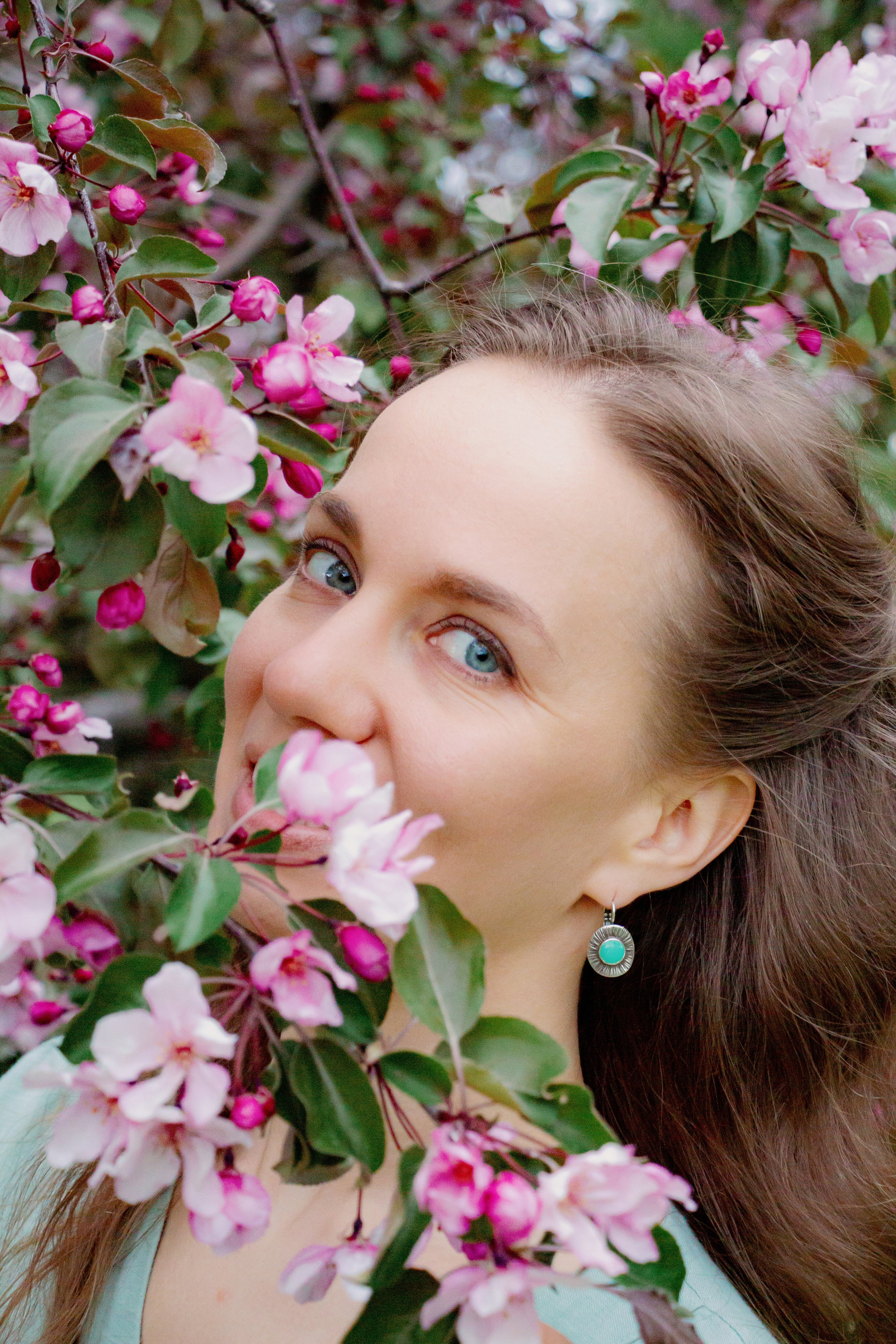 Фотосессия с цветущими яблонями, Екатеринбург. Фотопрогулка. Фотограф в Екатеринбурге Пойгина Елена