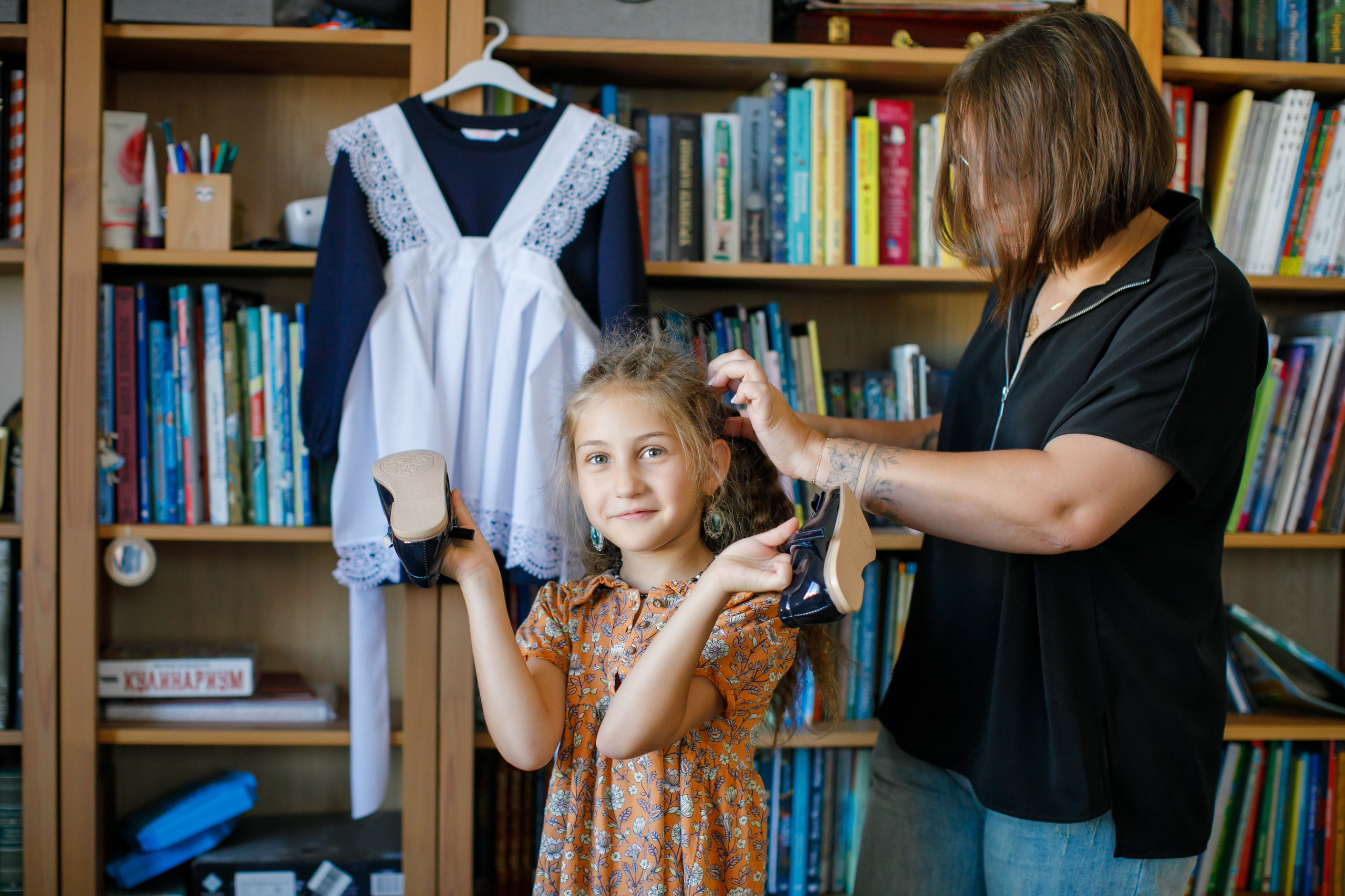 Первоклашка. Как Нюсю в школу провожали. Школьные альбомы, Семейные съемки, Портреты, Фотограф Елена Кузнецова