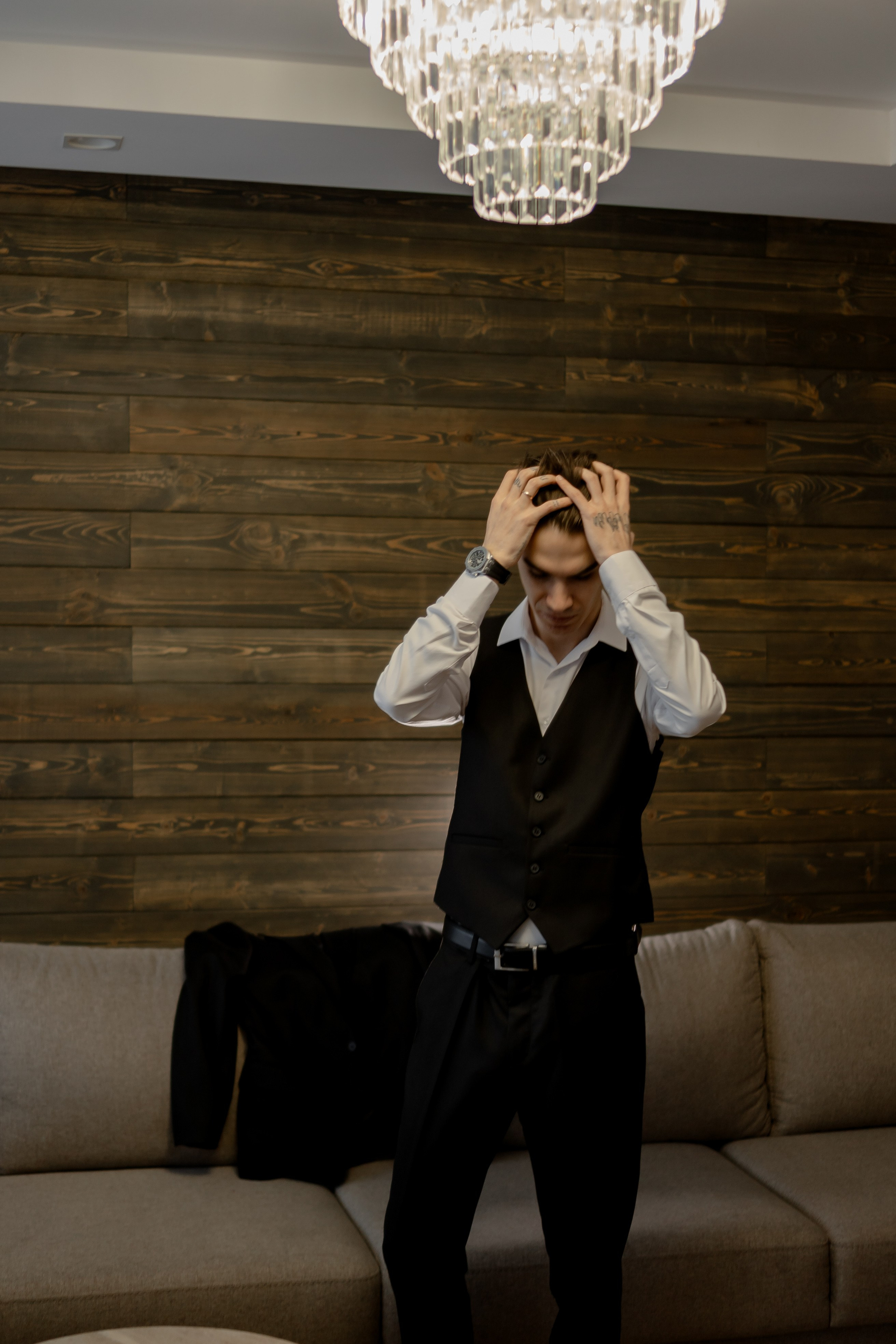 СВАДЕБНАЯ СЬЕМКА СБОРОВ В ОТЕЛЕ И ВЫЕЗД НА ЦЕРЕМОНИЮ (СНЯТО В СИБИРЕ В НИЖНЕВАРТОВСКЕ). Профессиональный фотограф, Санкт-Петербург — Виктория Богомолова