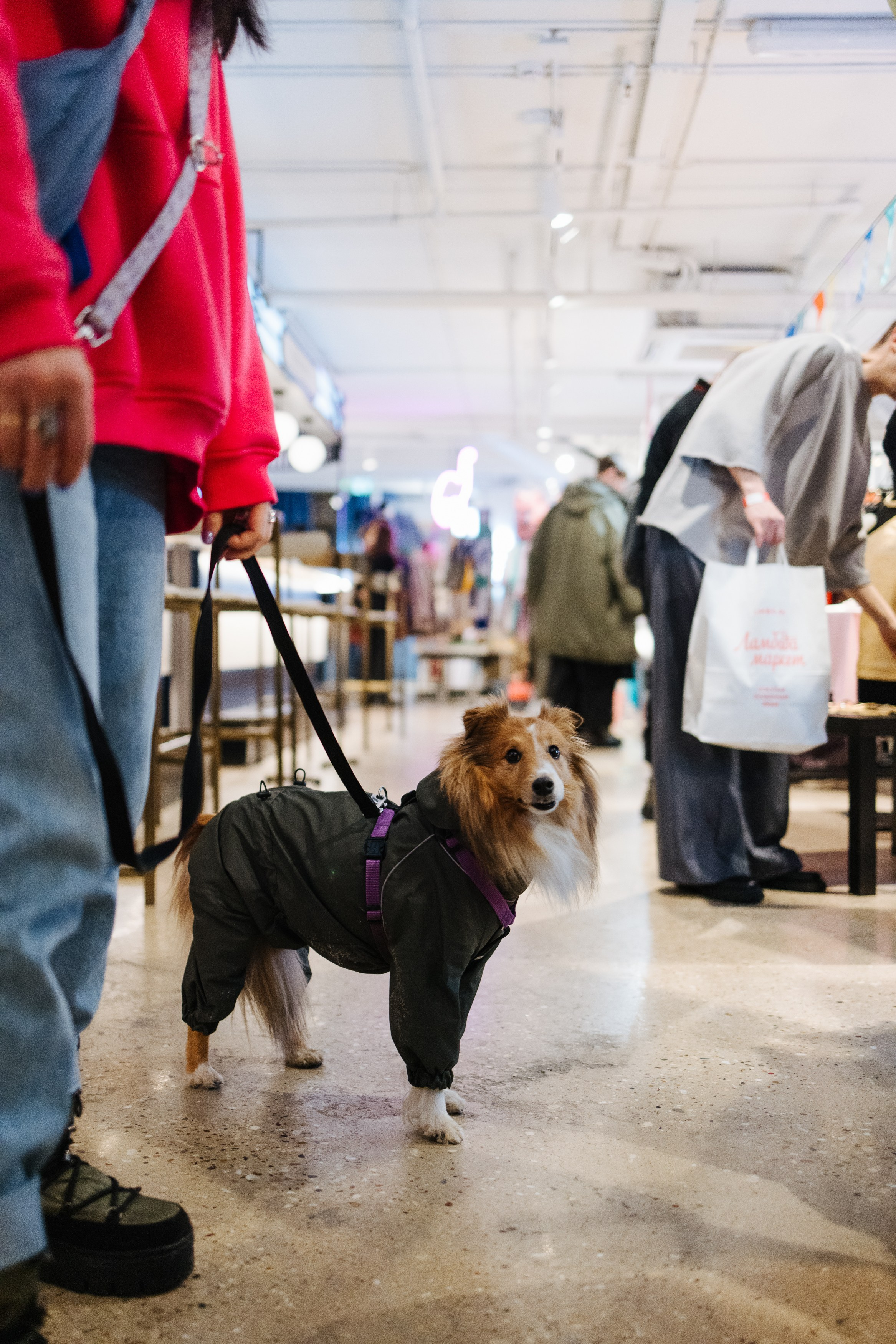 23–24 декабря 2023 в «Три вокзала. Депо» / День 2 / фото Валерий Белобеев. Фотоотчеты «Ламбада-маркета»