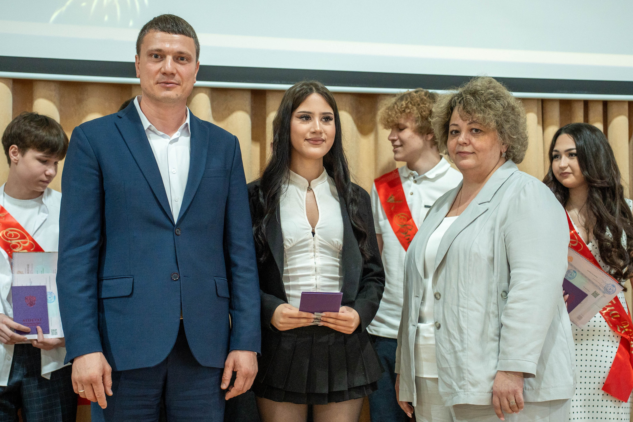 Выпускной 26.06.2026. Коммерческий и художественный фотограф и видеограф в Москве Арсений Тургенев