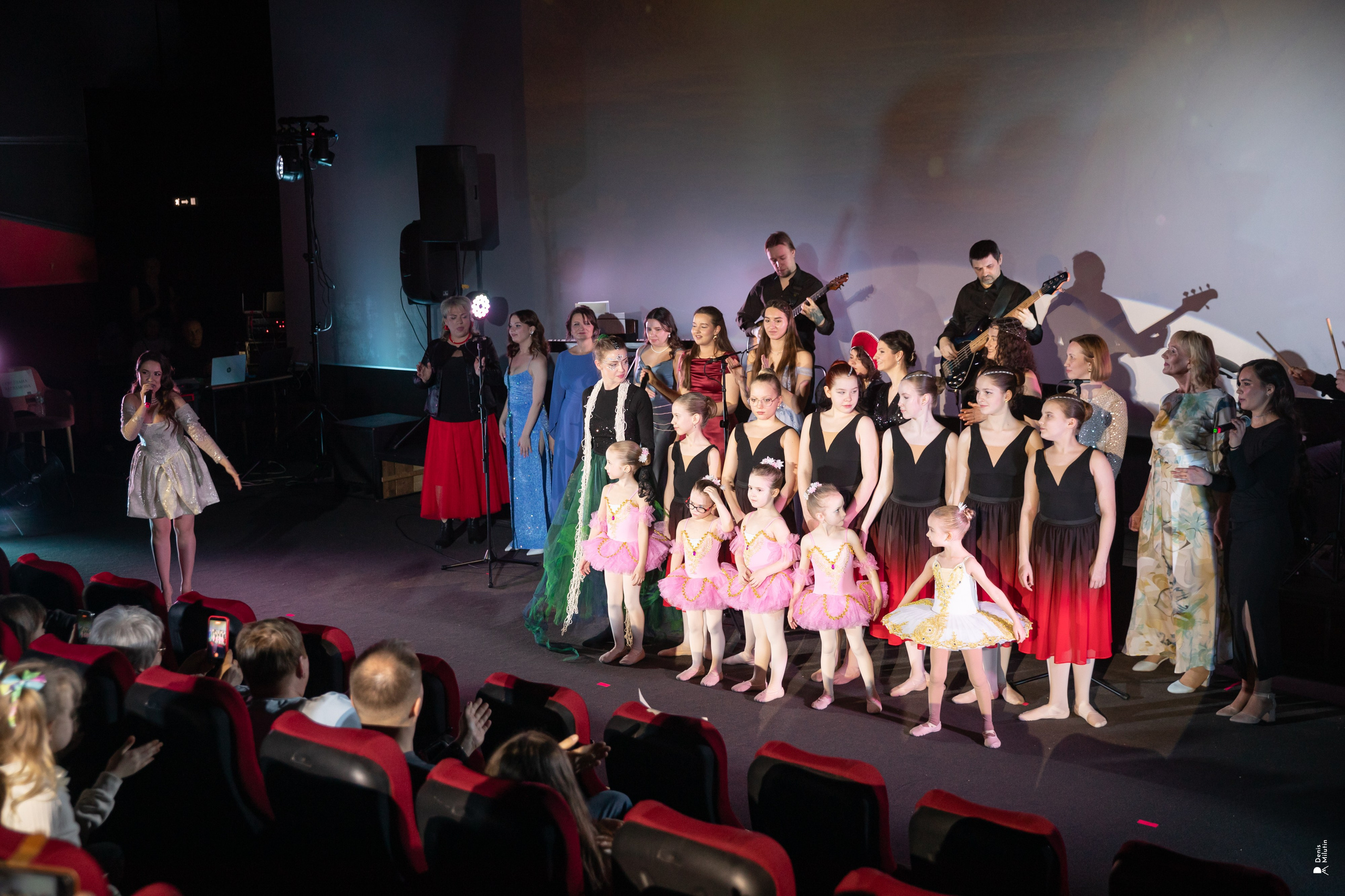 Зимний концерт сказка. Портретный фотограф Денис Милютин
