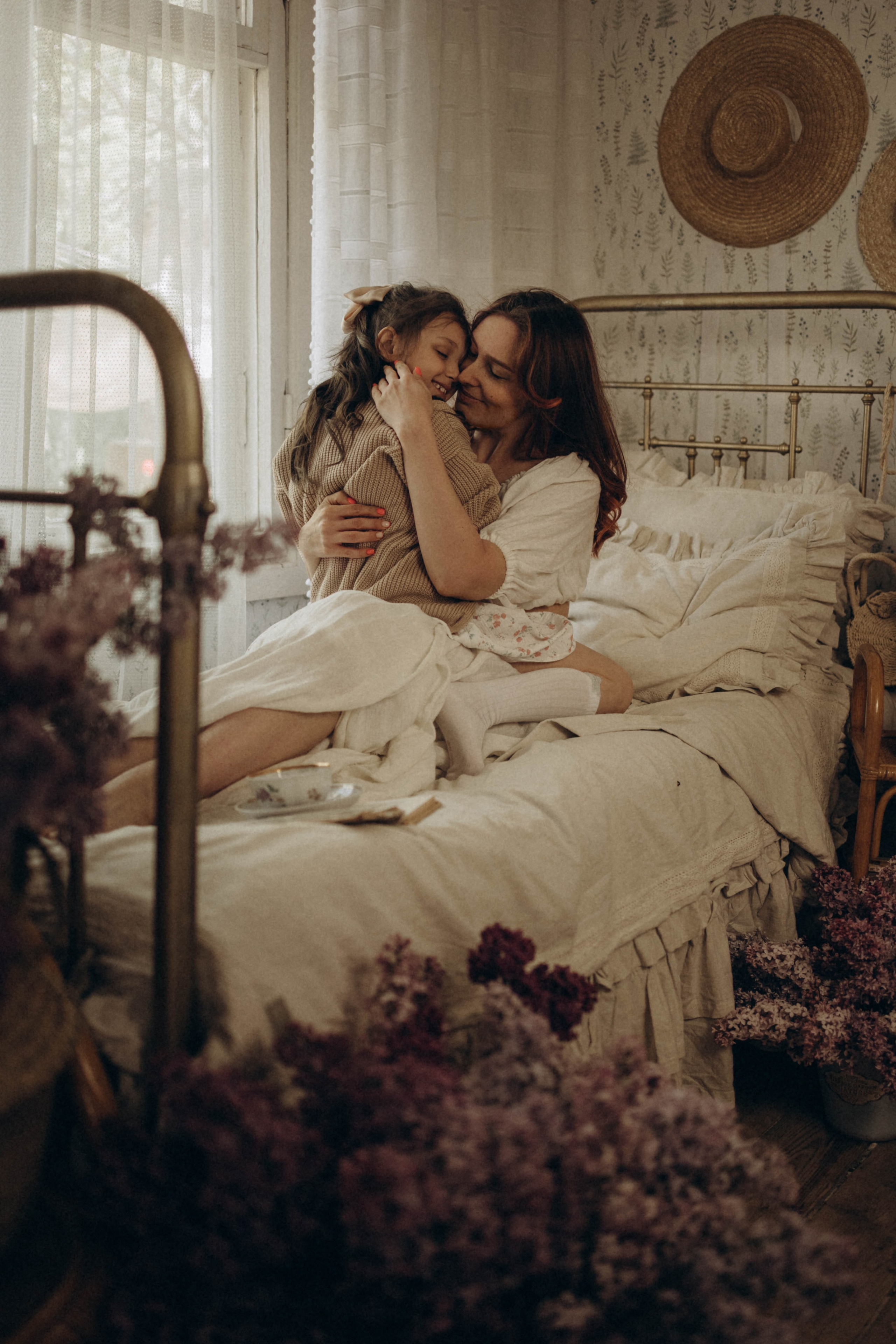 Оля и Варя. Главная