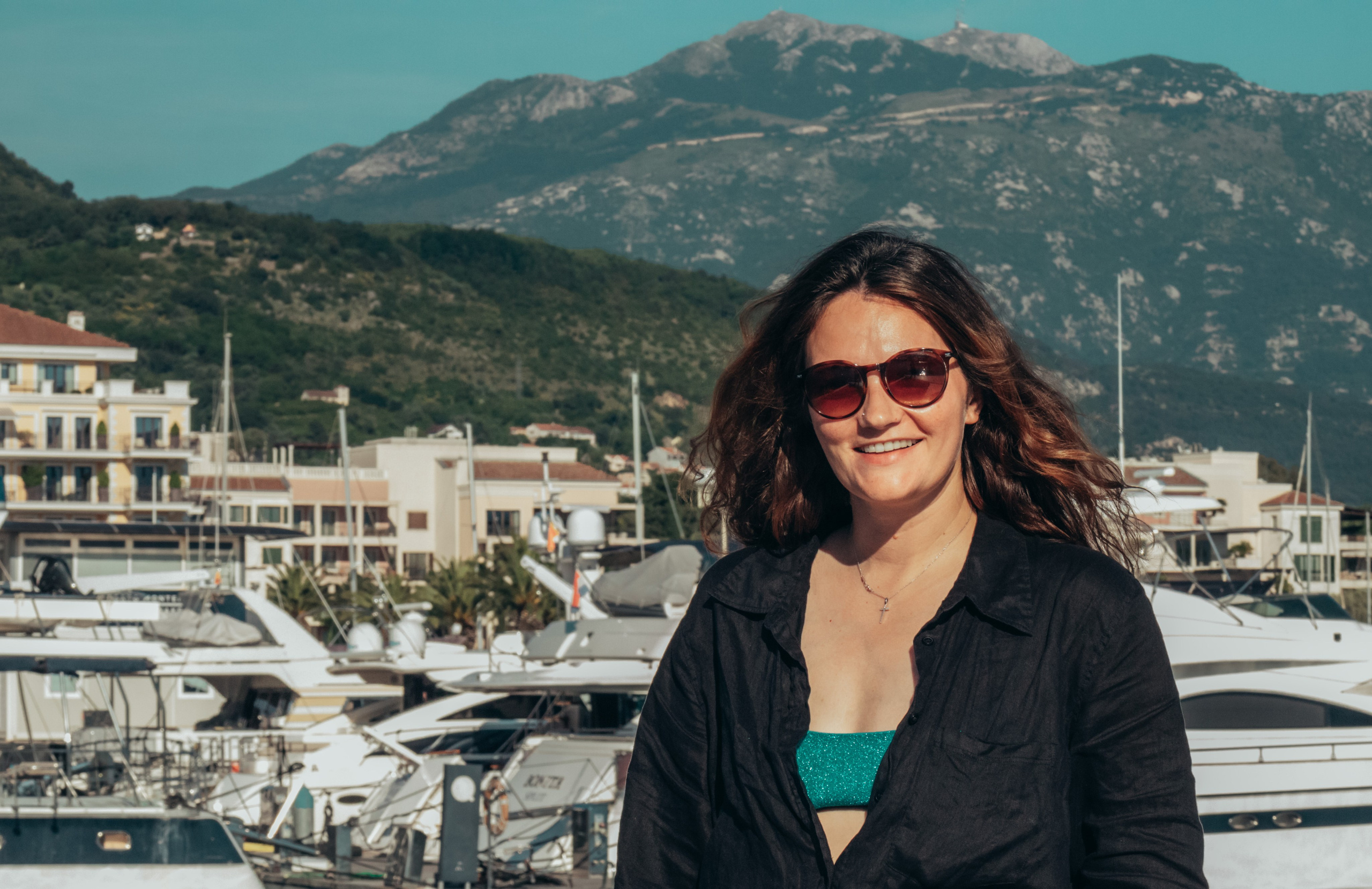 Family photoshoot in Montenegro. Portrait photographer in Tivat Montenegro Katerina Kirsanova