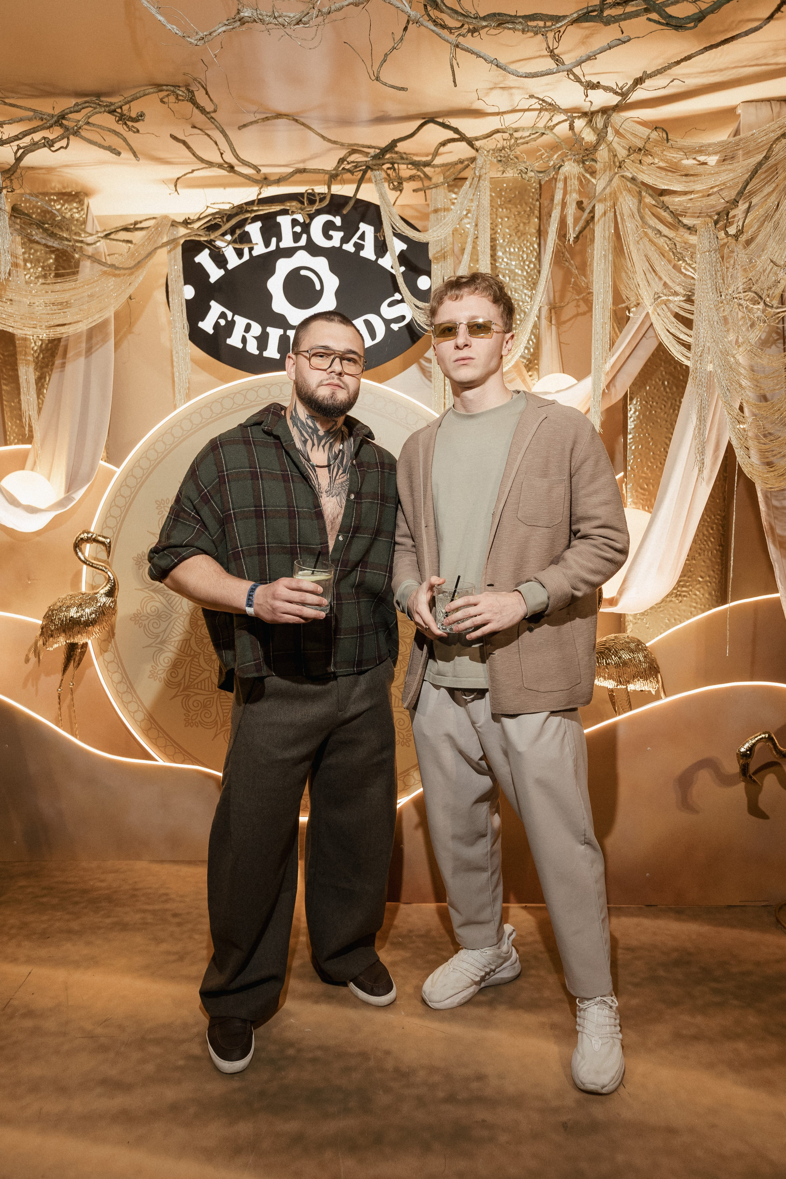 ILLEGAL FRIENDS — MIRAGE [PART I]. СВОИ. ФОТООТЧЕТЫ-СОБЫТИЯ-МЕСТА