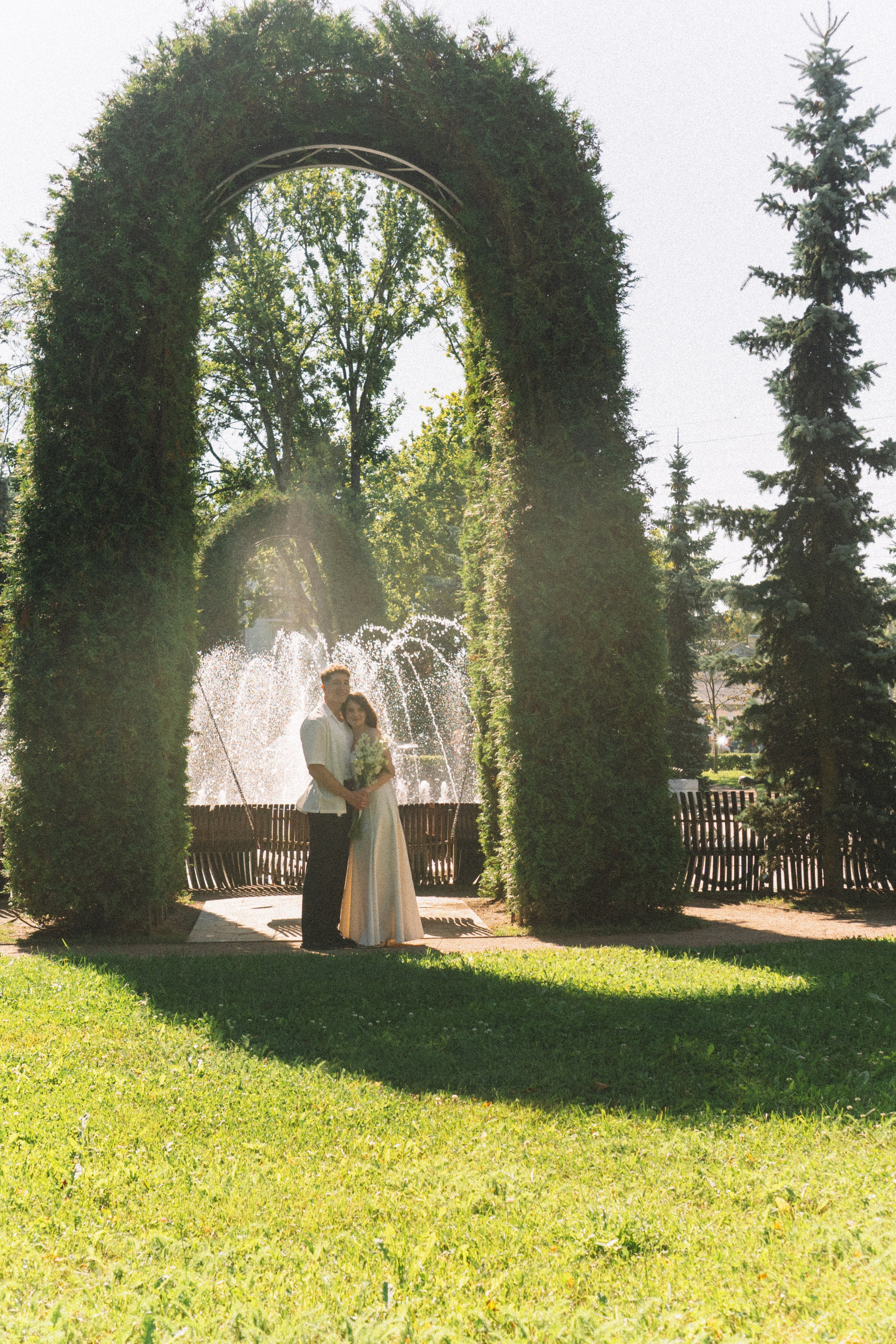 СВАДЕБНАЯ СЬЕМКА В ПЕТЕРГОФЕ И СЬЕМКА РЕПОРТАЖА В ЗАГСЕ ПЕТЕРГОФА. Профессиональный фотограф, Санкт-Петербург — Виктория Богомолова