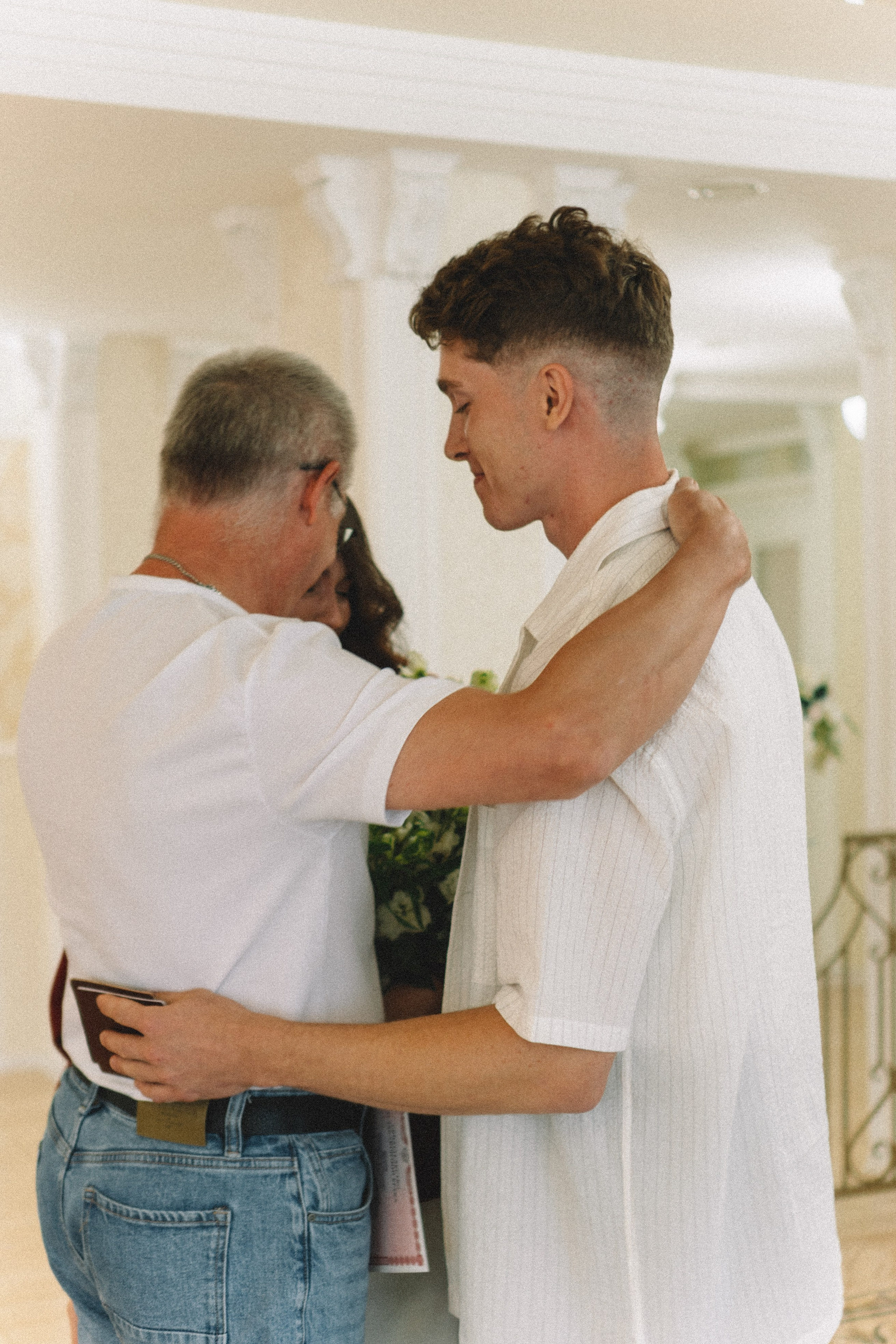 СВАДЕБНАЯ СЬЕМКА В ПЕТЕРГОФЕ И СЬЕМКА РЕПОРТАЖА В ЗАГСЕ ПЕТЕРГОФА. Профессиональный фотограф, Санкт-Петербург — Виктория Богомолова