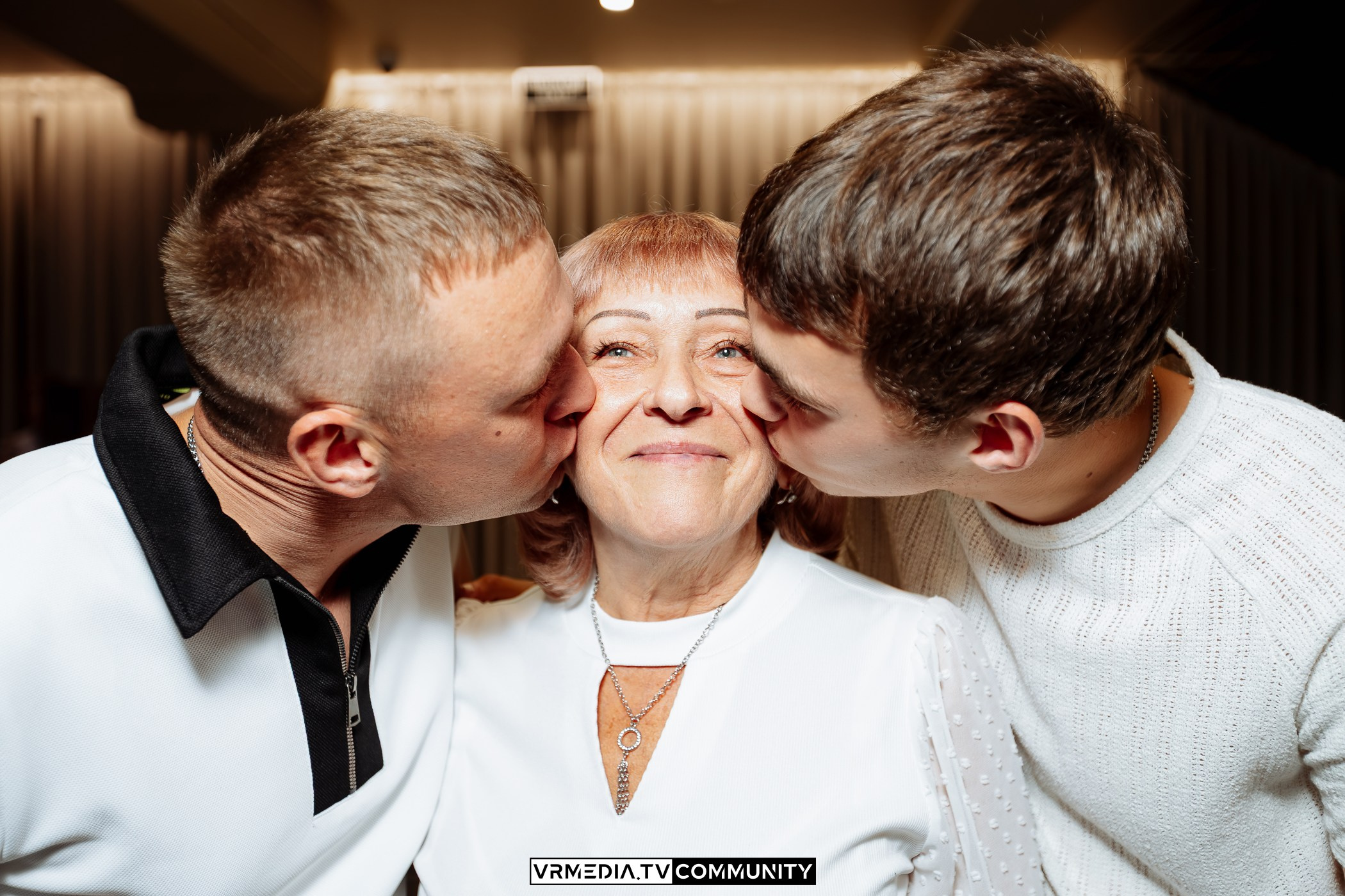 Выходные в караоке-баре «Империя»