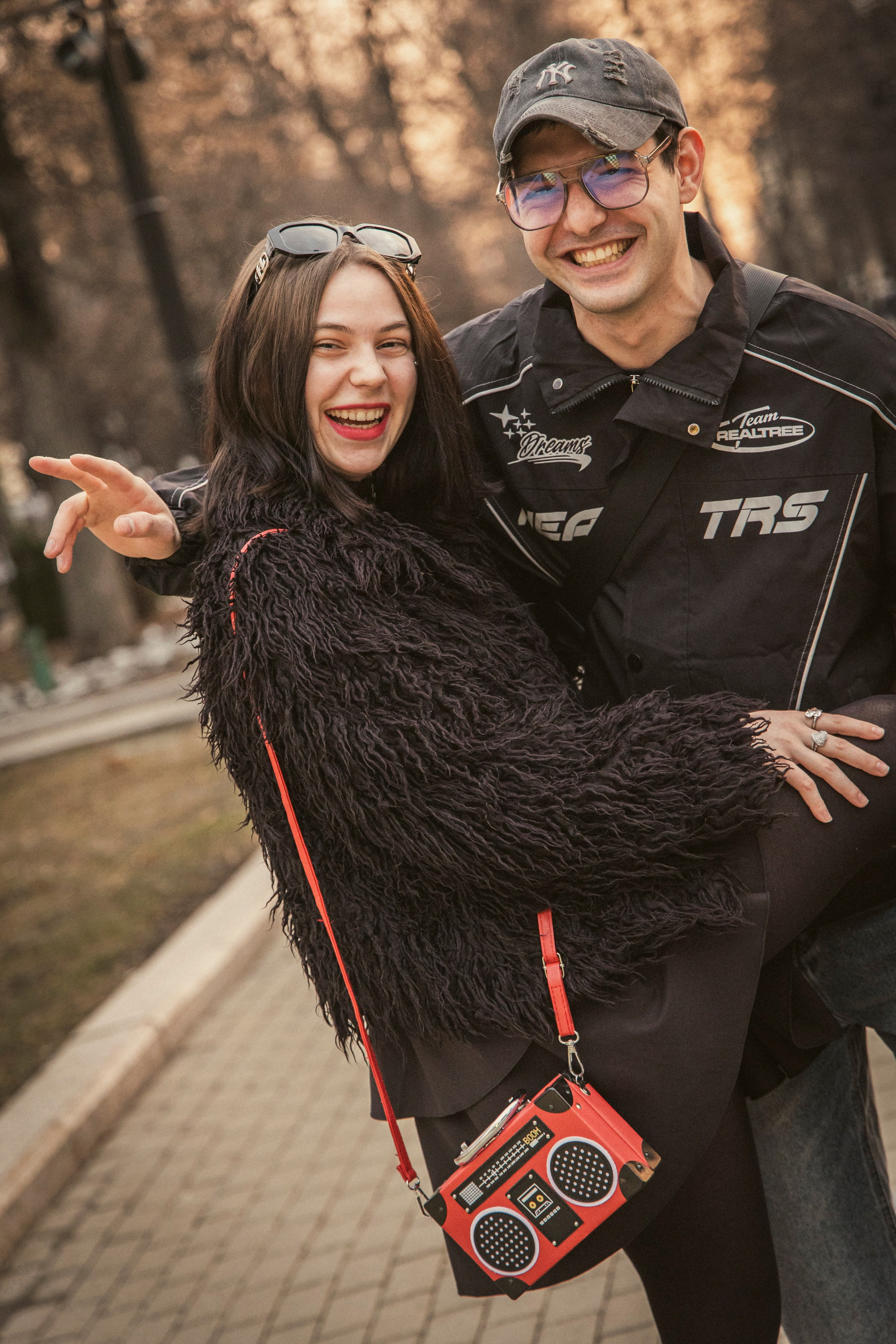 Фотосъёмка уличных прохожих. Фотограф для маркетплейсов, фотоуслуги в Жуковском Татьяна Марсуверских