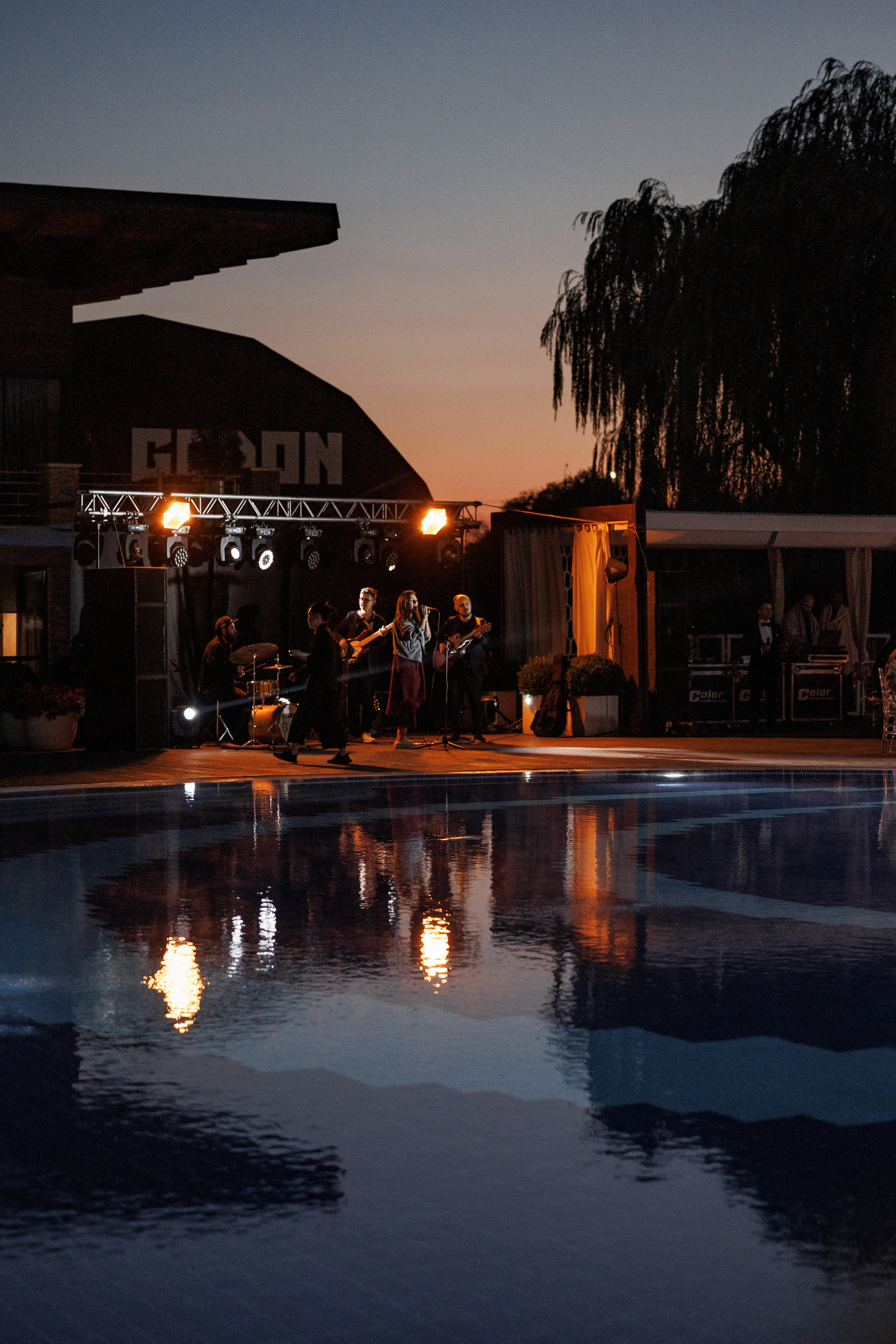 Leonid&Anastasia. Свадебный организатор в Ростове-на-Дону Яснов Роман