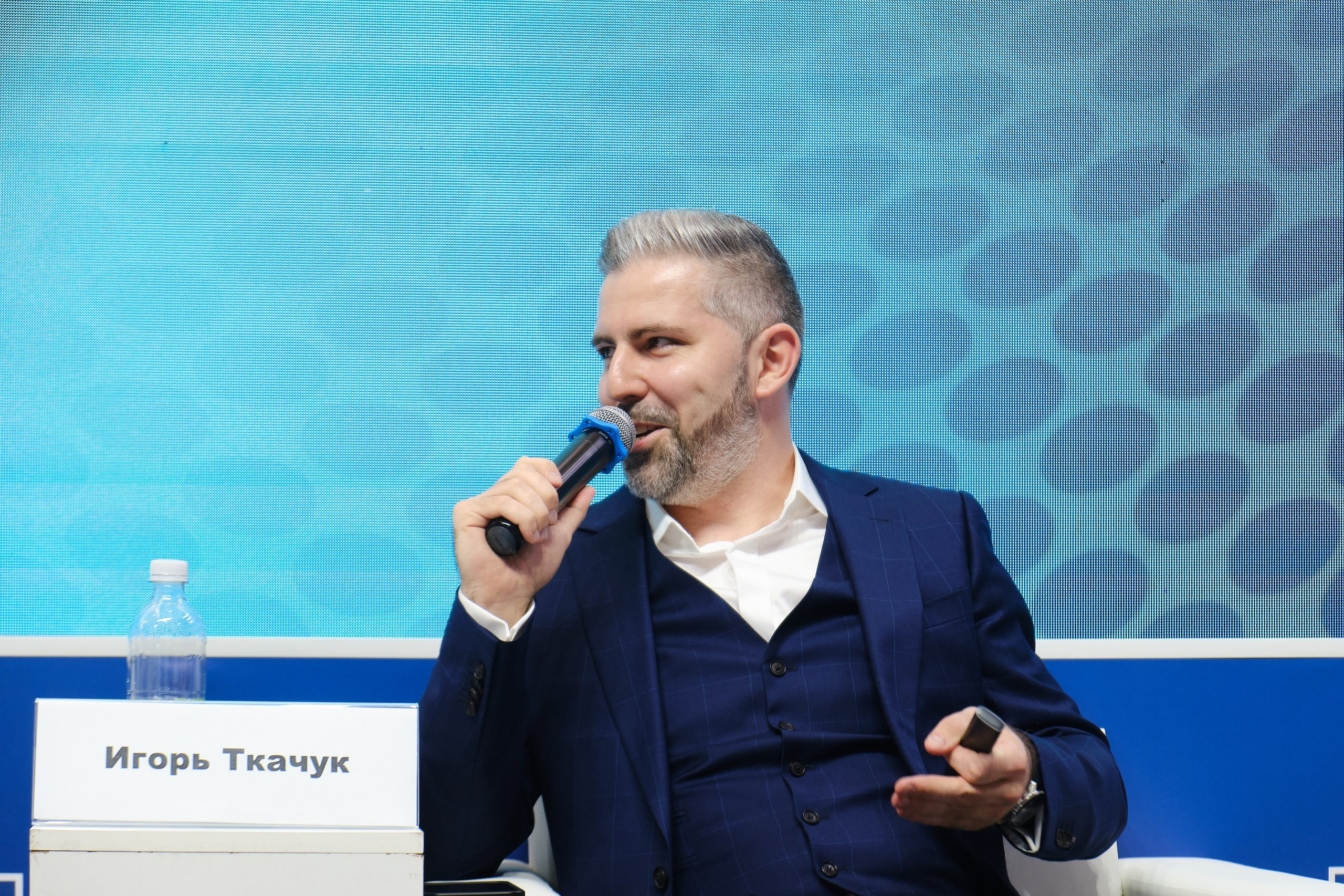 Выставка CeMAT. Репортажный фотограф в Москве Денис Тамко