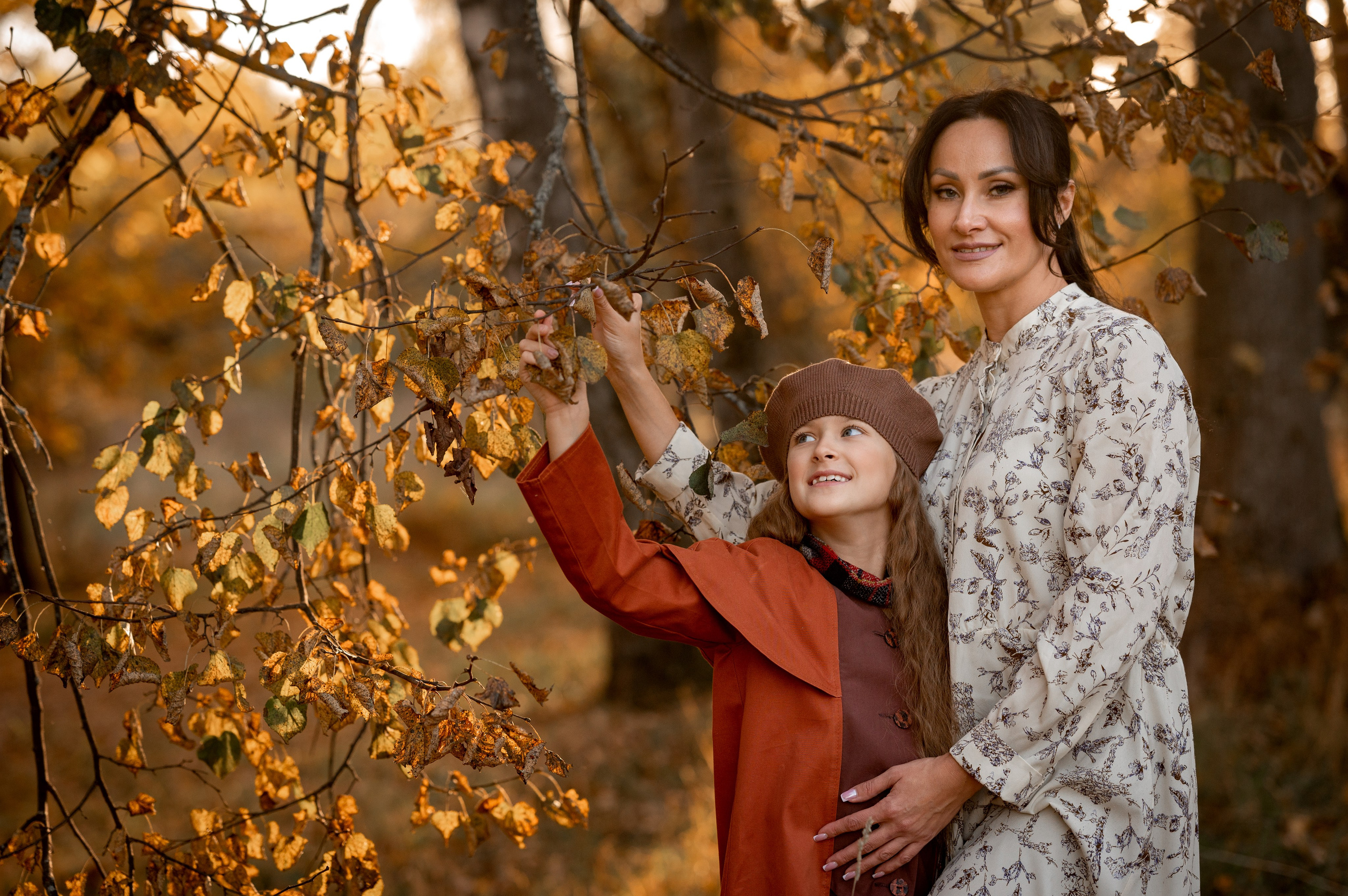 Самая красивая прогулка мамы и дочки. Фотограф новорождённых, семейный, школьный в городе Калуге Евгения