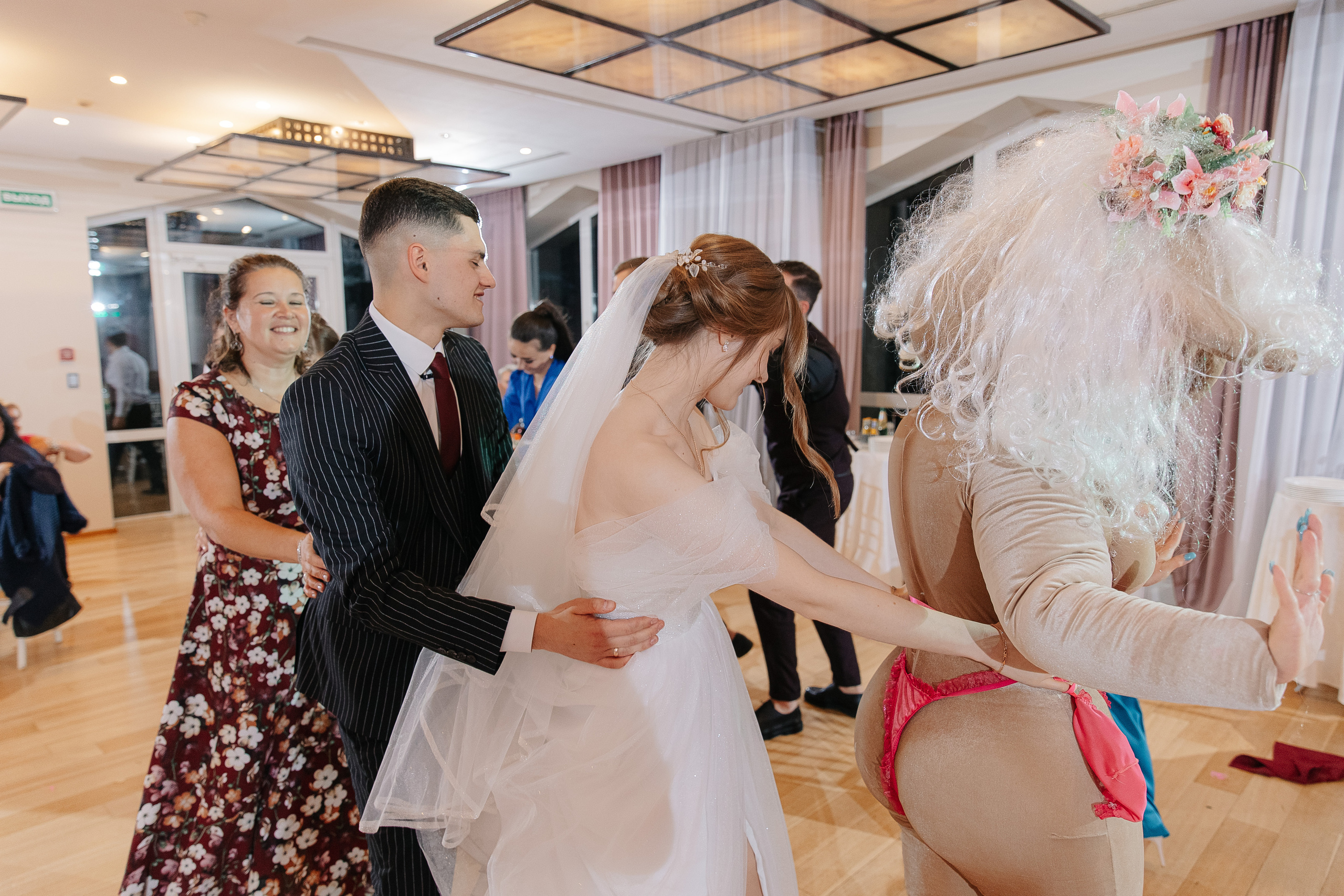 Леон и Лилия. Свадебный фотограф Москва Саша Серегина (Сашина)