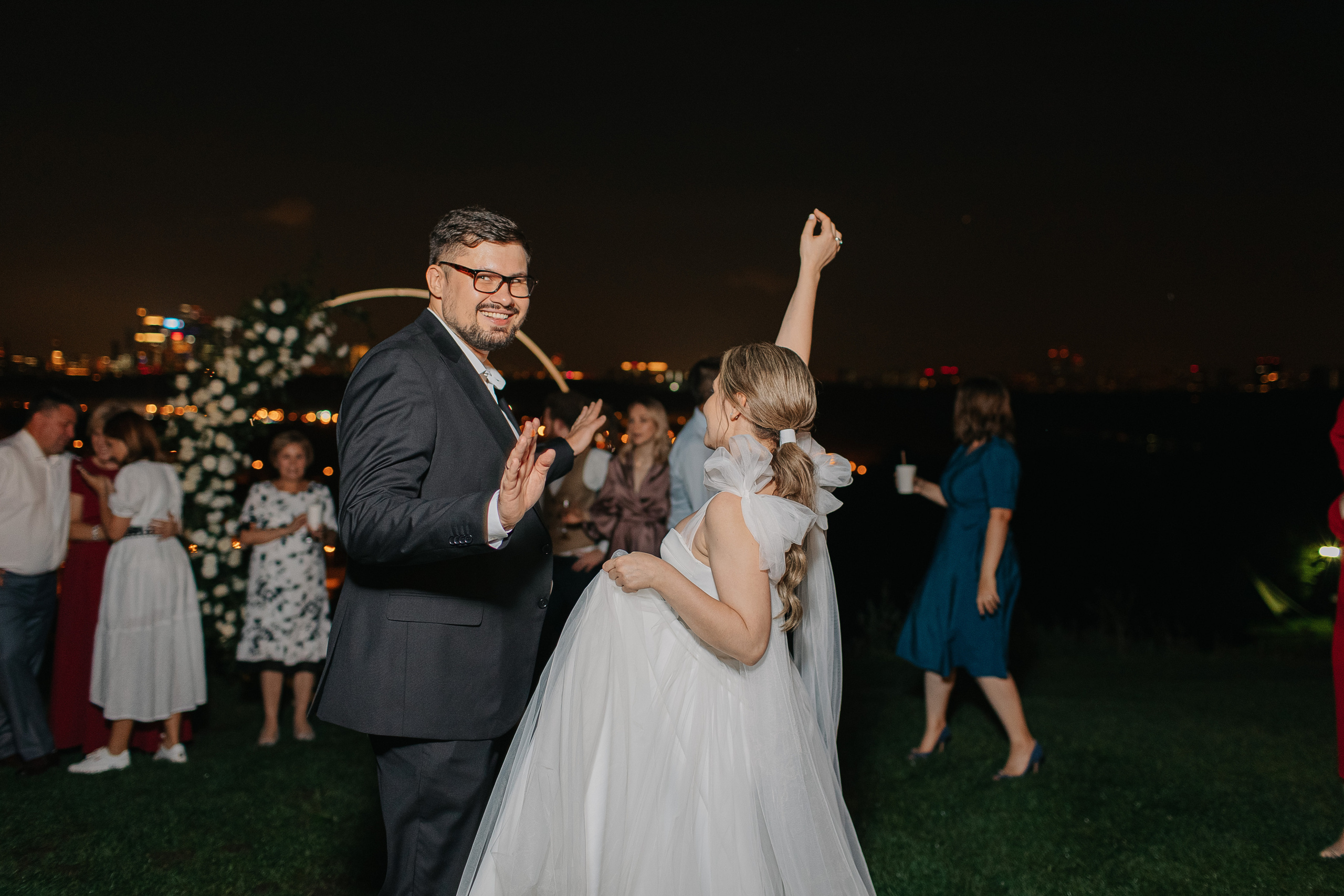 Кирилл и Ксения (свадьба). Свадебный фотограф Москва Саша Серегина (Сашина)