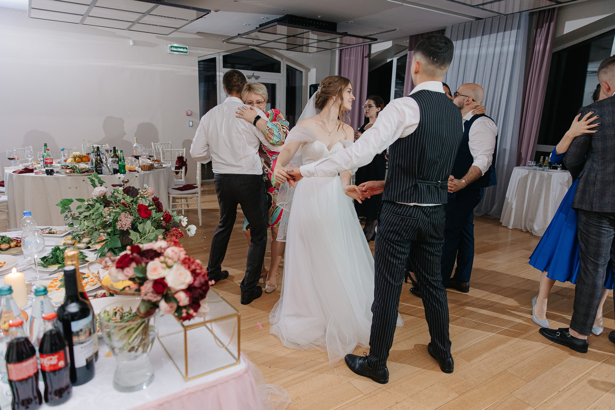 Леон и Лилия. Свадебный фотограф Москва Саша Серегина (Сашина)