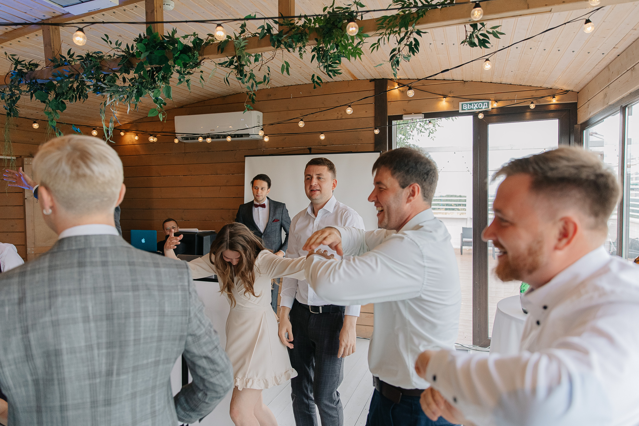 Кирилл и Ксения (свадьба). Свадебный фотограф Москва Саша Серегина (Сашина)