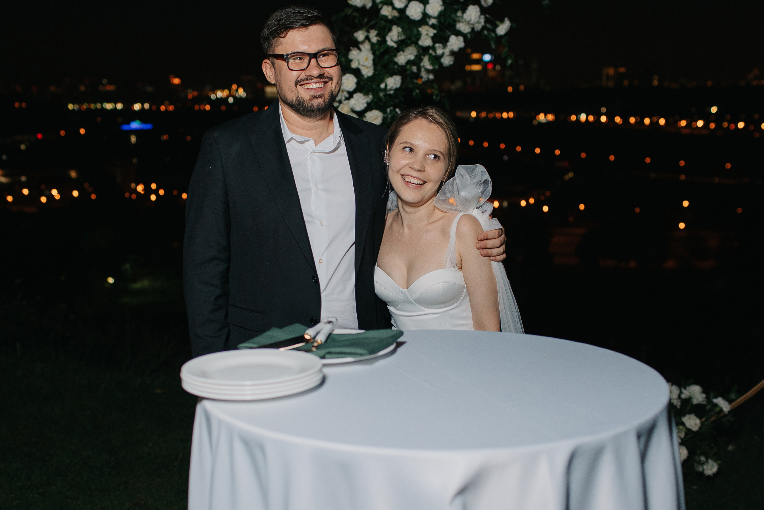 Кирилл и Ксения (свадьба). Свадебный фотограф Москва Саша Серегина (Сашина)