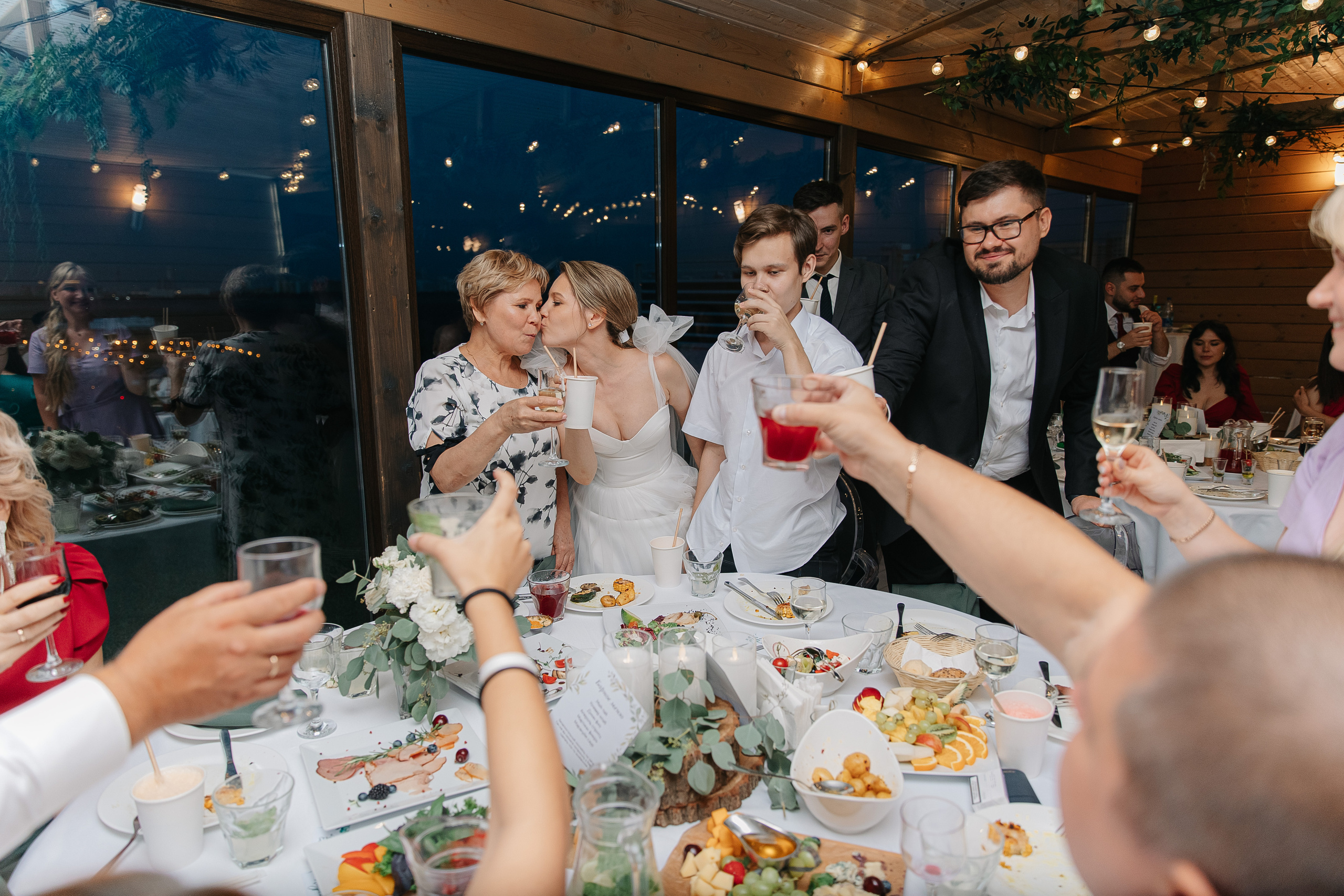 Кирилл и Ксения (свадьба). Свадебный фотограф Москва Саша Серегина (Сашина)