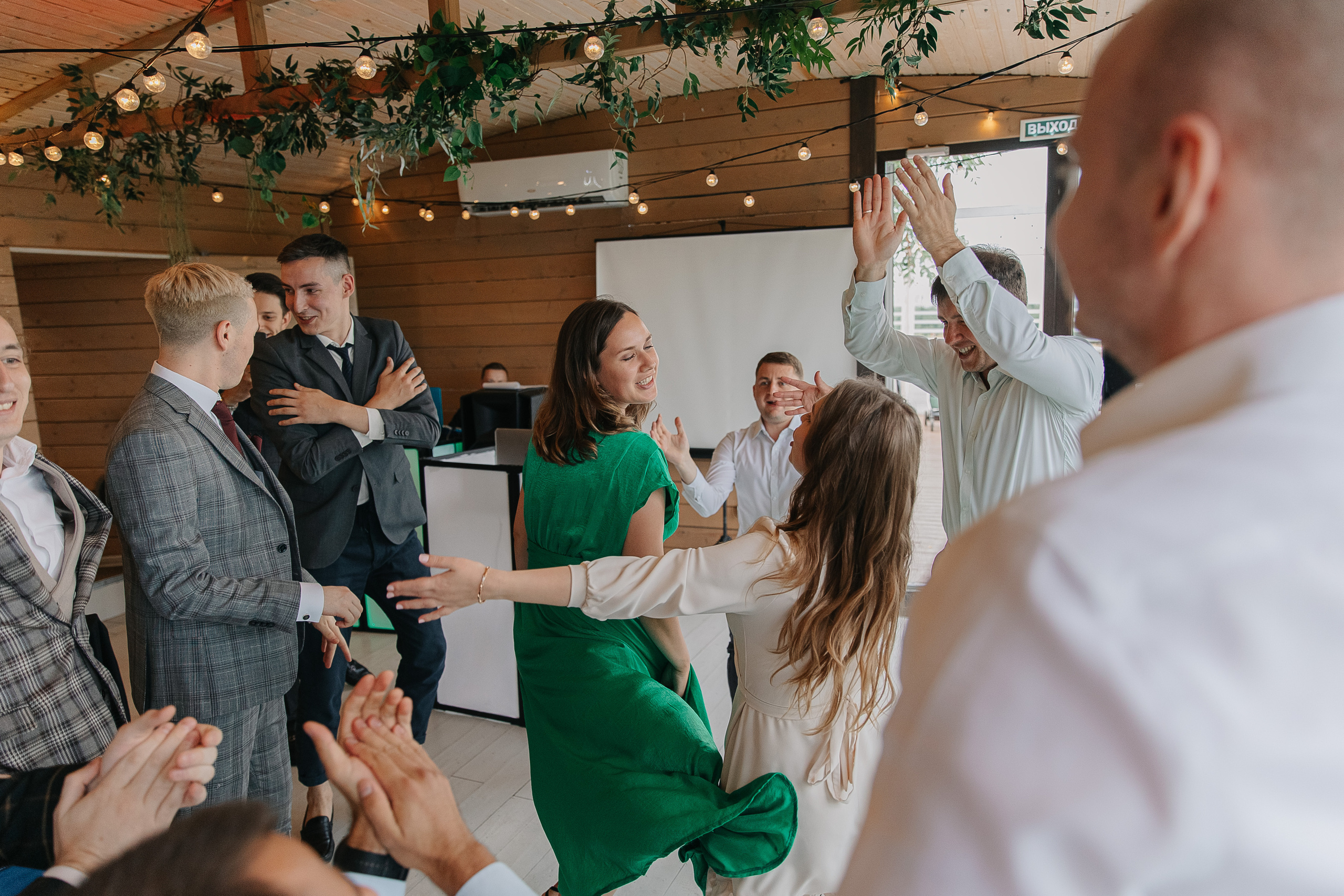 Кирилл и Ксения (свадьба). Свадебный фотограф Москва Саша Серегина (Сашина)