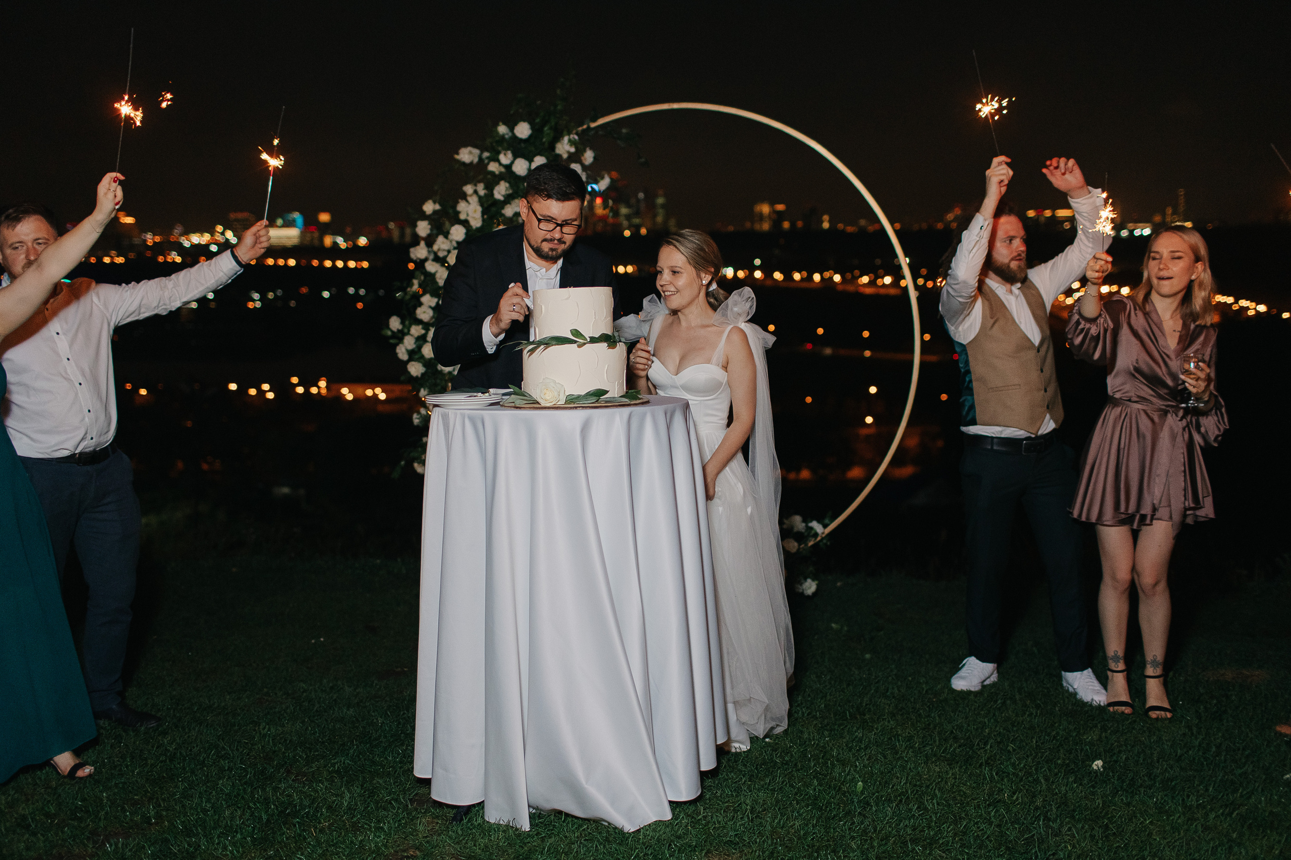 Кирилл и Ксения (свадьба). Свадебный фотограф Москва Саша Серегина (Сашина)